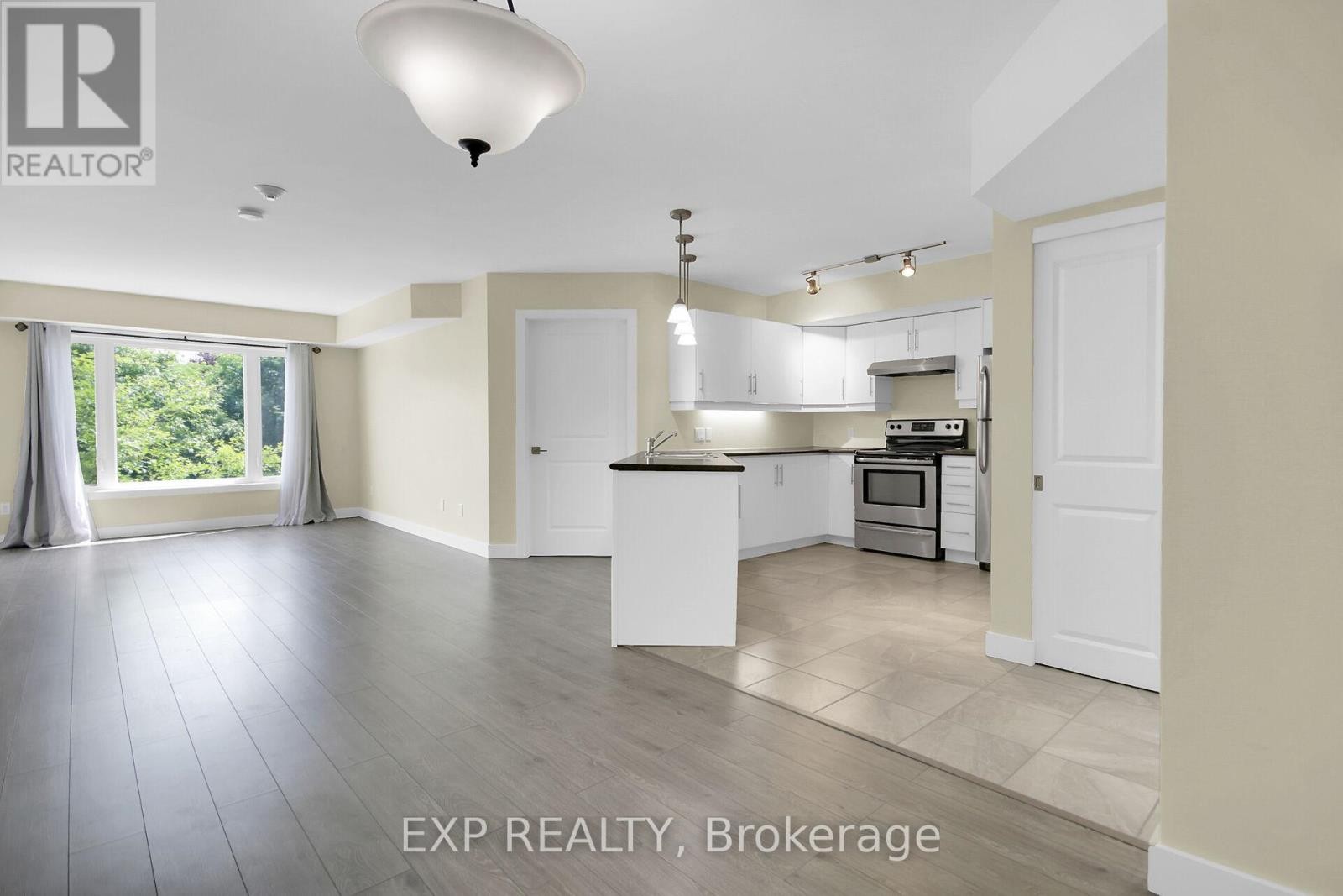 












207 - 100 JAMIESON STREET

,
Mississippi Mills,




Ontario
K0A1A0


