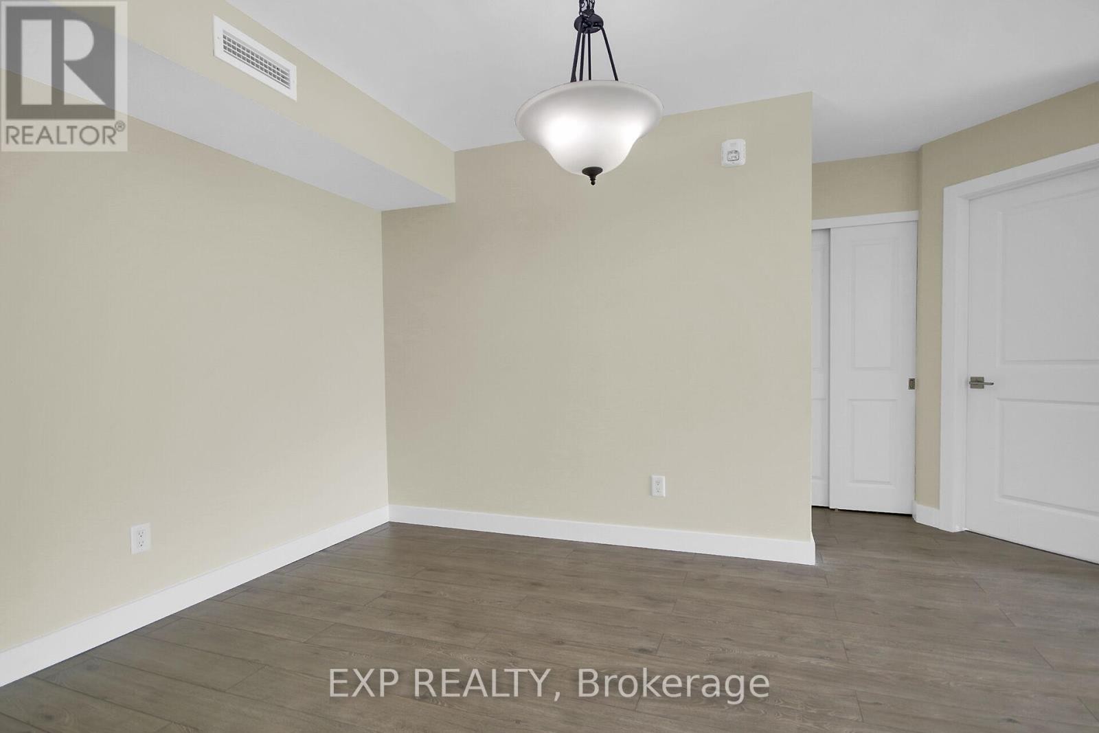 












207 - 100 JAMIESON STREET

,
Mississippi Mills,




Ontario
K0A1A0

