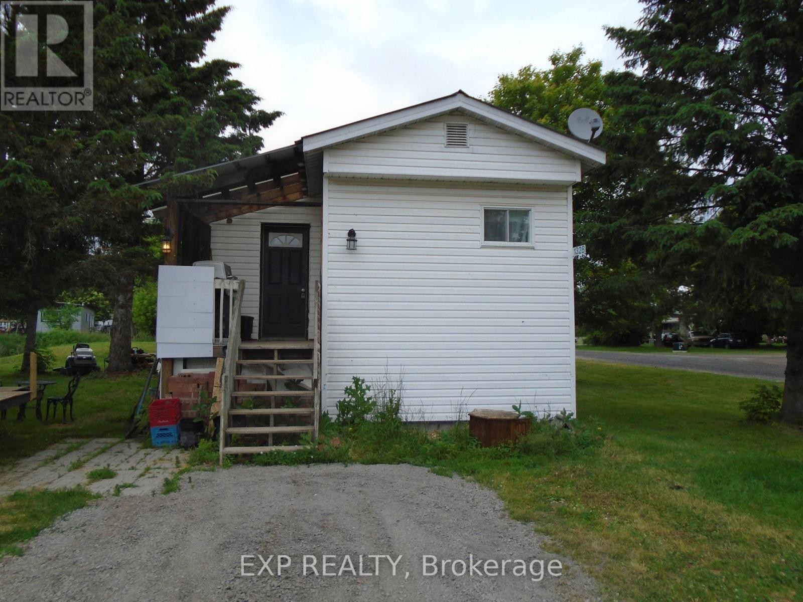 












1328 SUNFLOWER PRIVATE

,
Ottawa,




Ontario
K0A1V0

