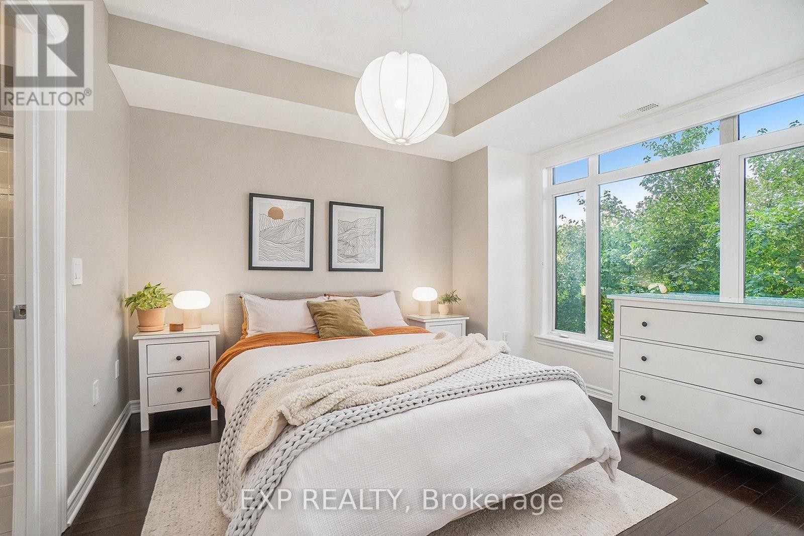 












205 - 655 BEAUPARC PRIVATE

,
Ottawa,




Ontario
K1J0B6

