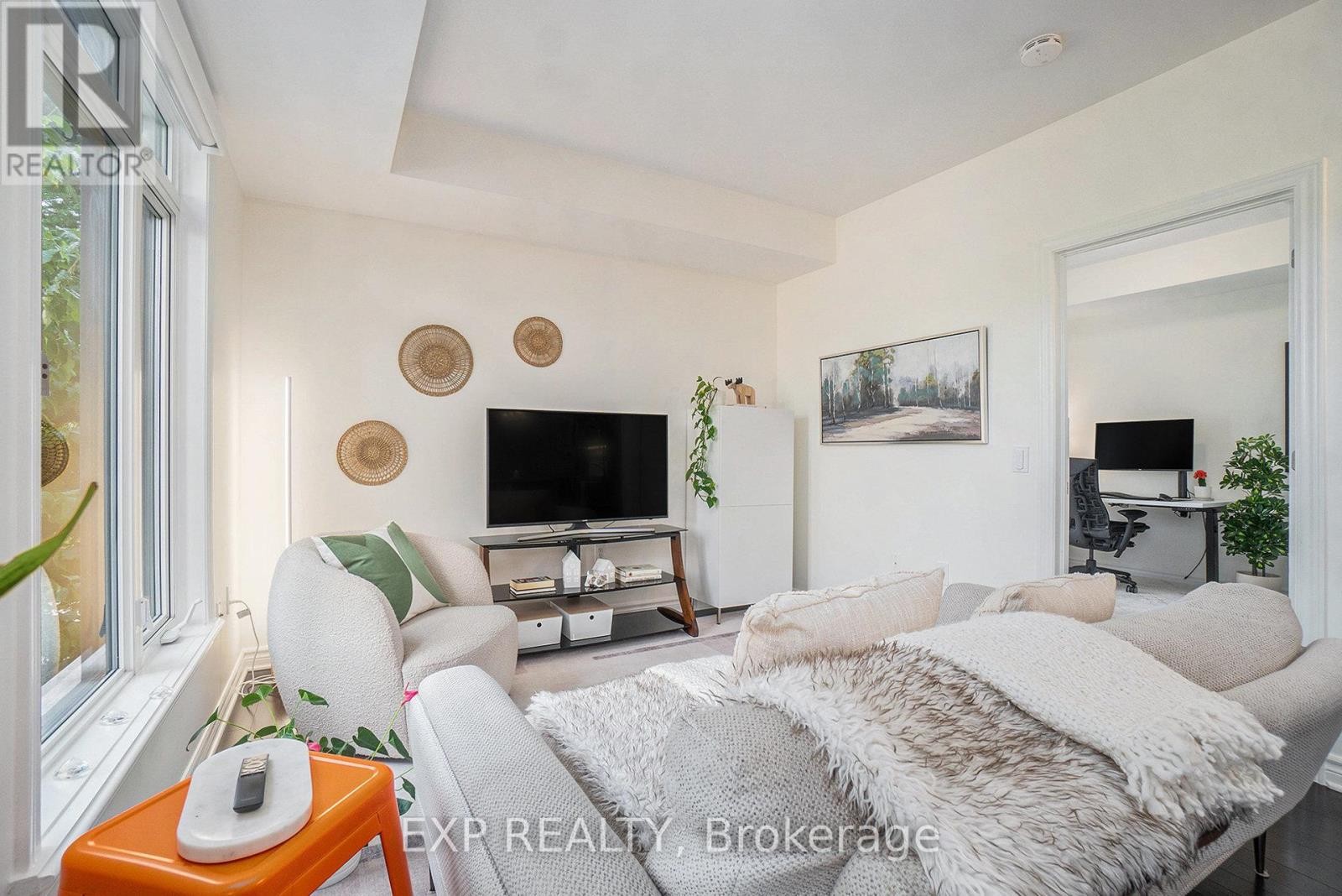 












205 - 655 BEAUPARC PRIVATE

,
Ottawa,




Ontario
K1J0B6

