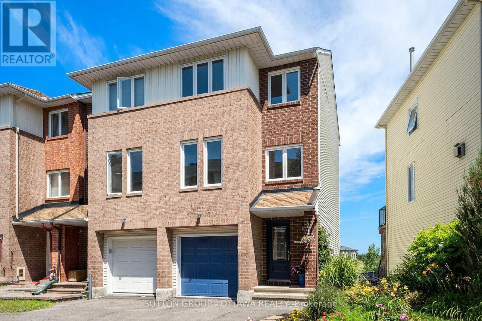 












13 DRAYTON PRIVATE

,
Ottawa,




Ontario
K1K4R1

