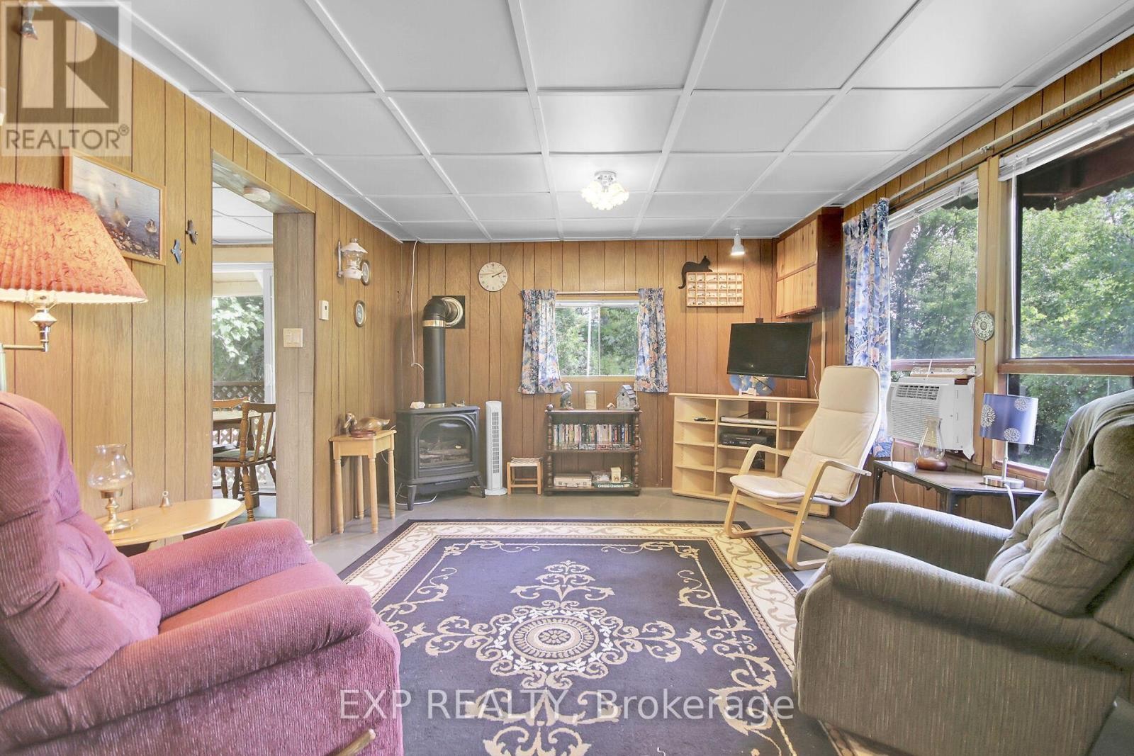 












129 BLAKENEY ROAD

,
Mississippi Mills,




Ontario
K0A1A0


