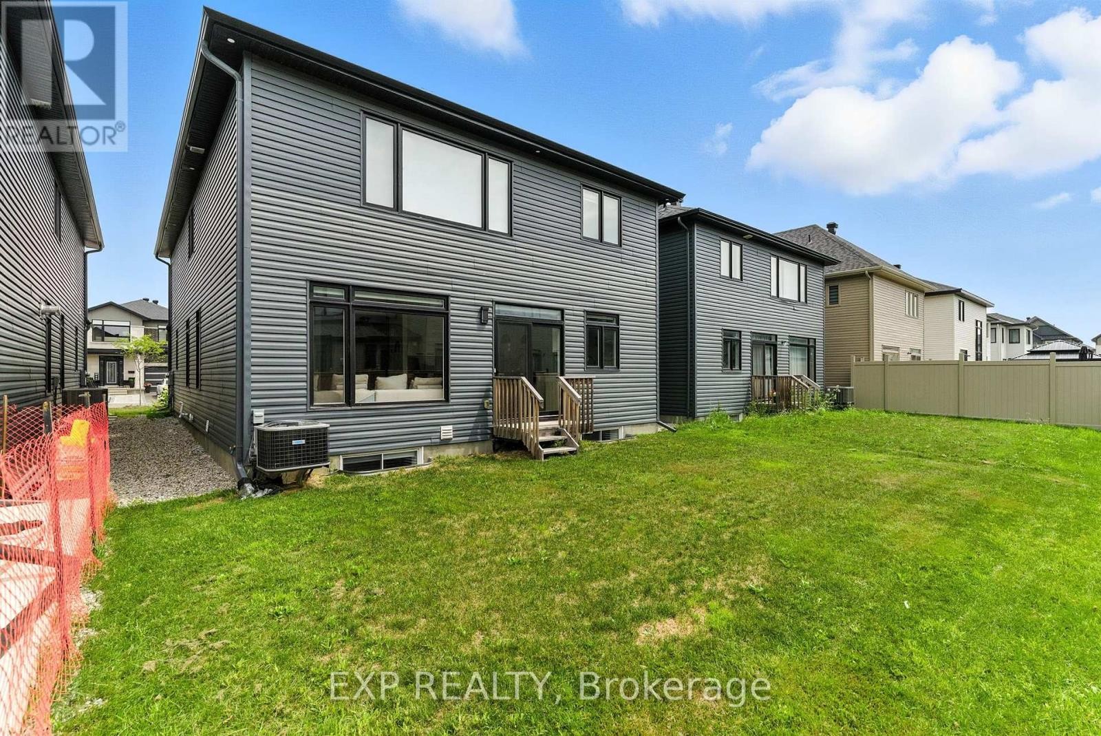 












701 ODYSSEY WAY

,
Ottawa,




Ontario
K1T0V3

