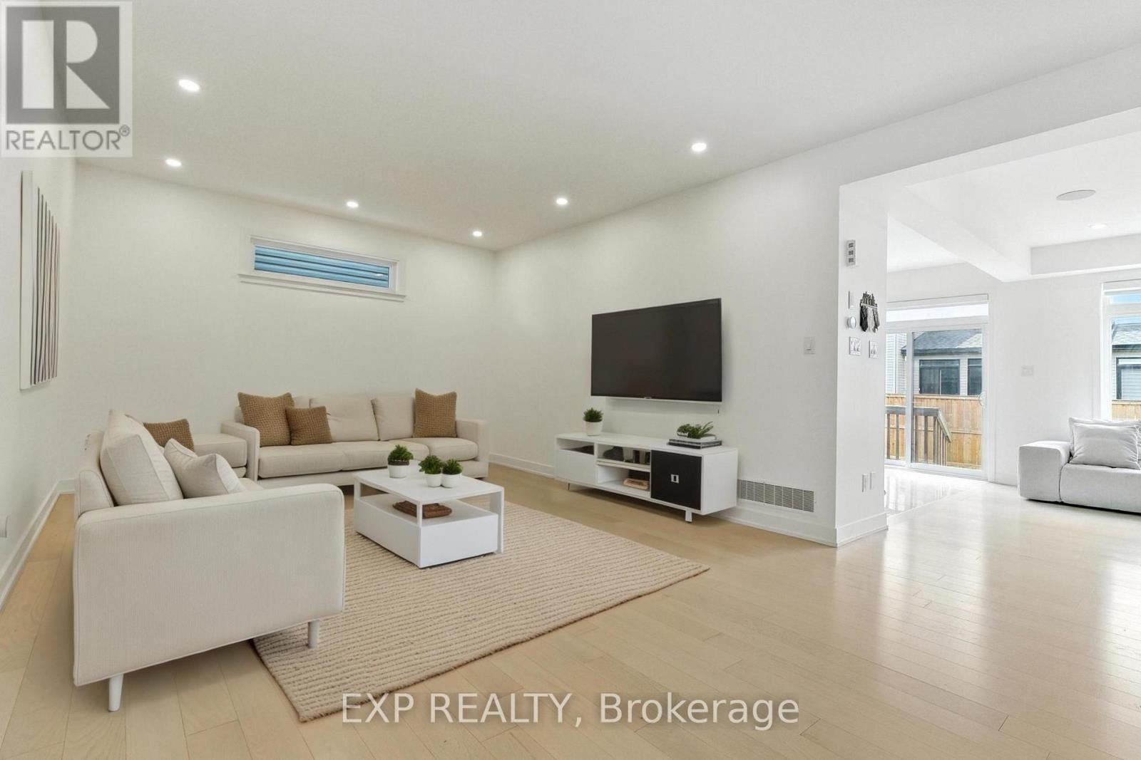 












701 ODYSSEY WAY

,
Ottawa,




Ontario
K1T0V3

