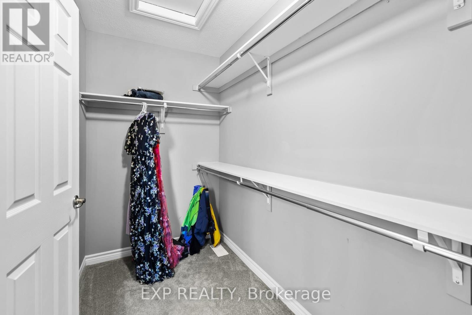 












737 BRITTANIC ROAD

,
Ottawa,




Ontario
K2V0N7

