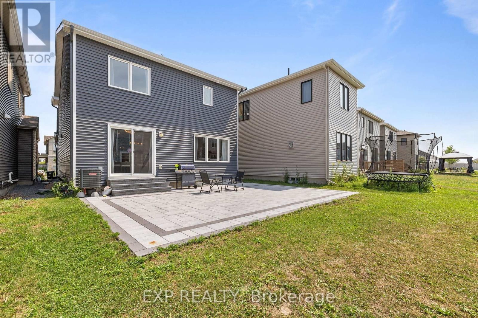 












737 BRITTANIC ROAD

,
Ottawa,




Ontario
K2V0N7

