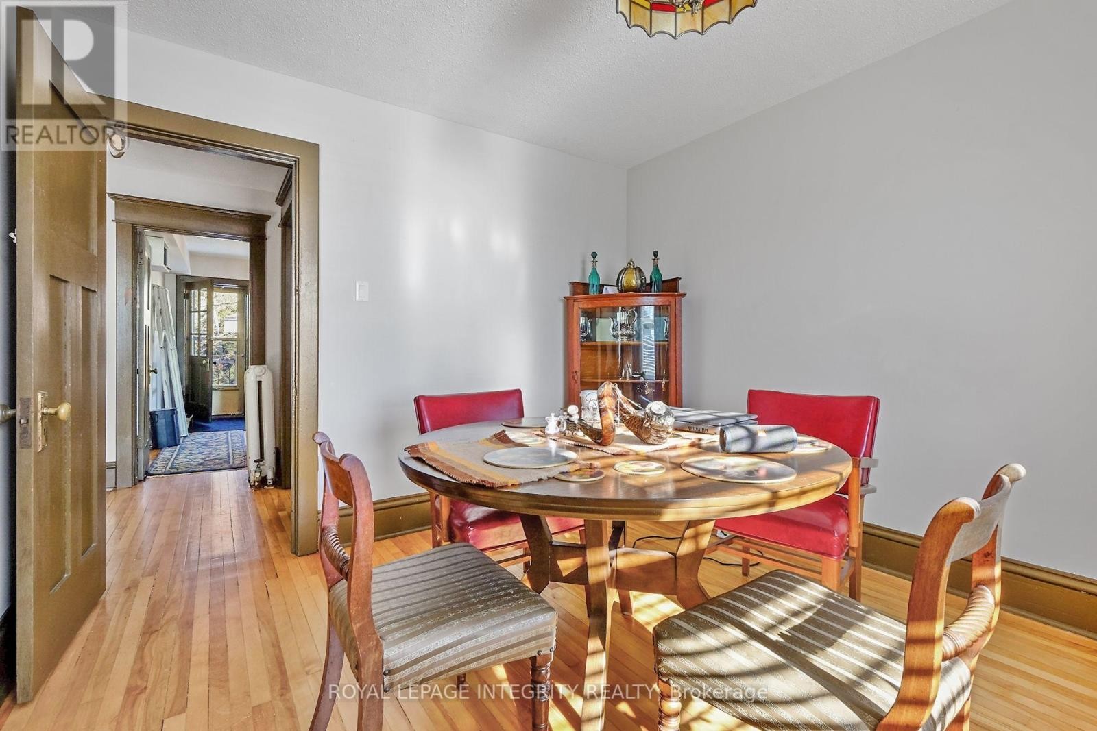 












1 - 1031 CARLING AVENUE

,
Ottawa,




Ontario
K1Y4E8

