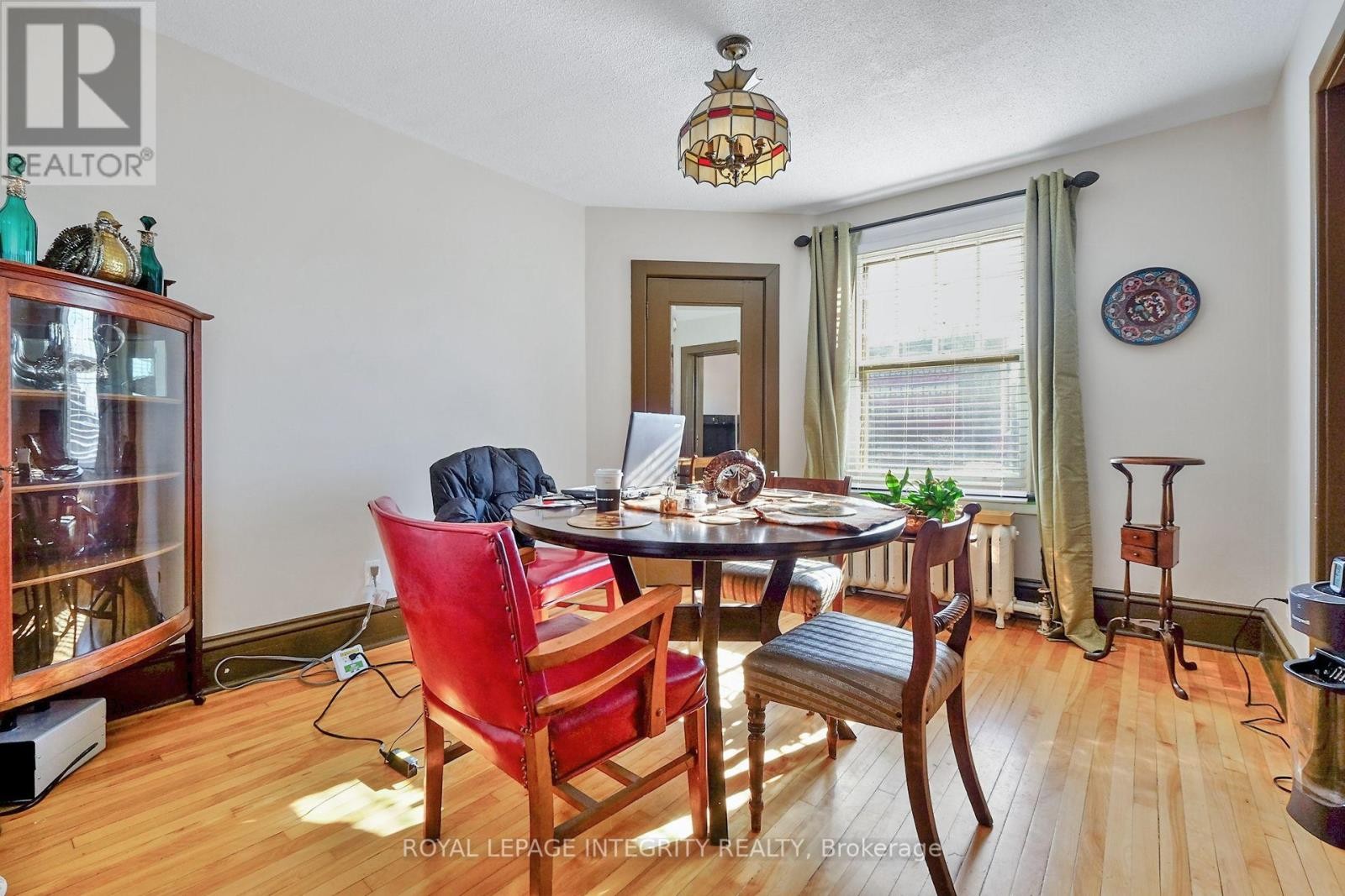 












1 - 1031 CARLING AVENUE

,
Ottawa,




Ontario
K1Y4E8

