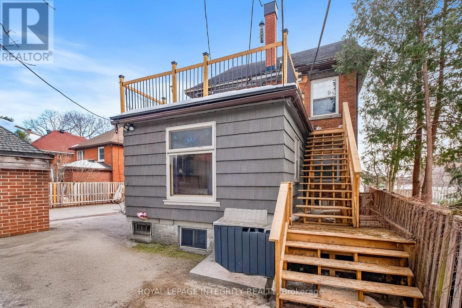 












1 - 1031 CARLING AVENUE

,
Ottawa,




Ontario
K1Y4E8

