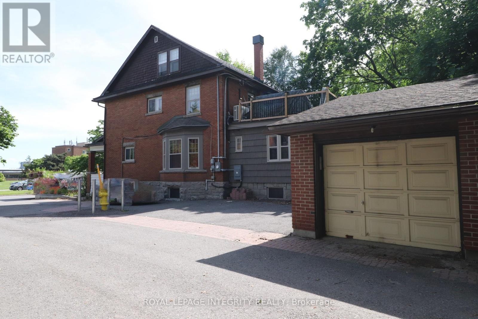 












1 - 1031 CARLING AVENUE

,
Ottawa,




Ontario
K1Y4E8

