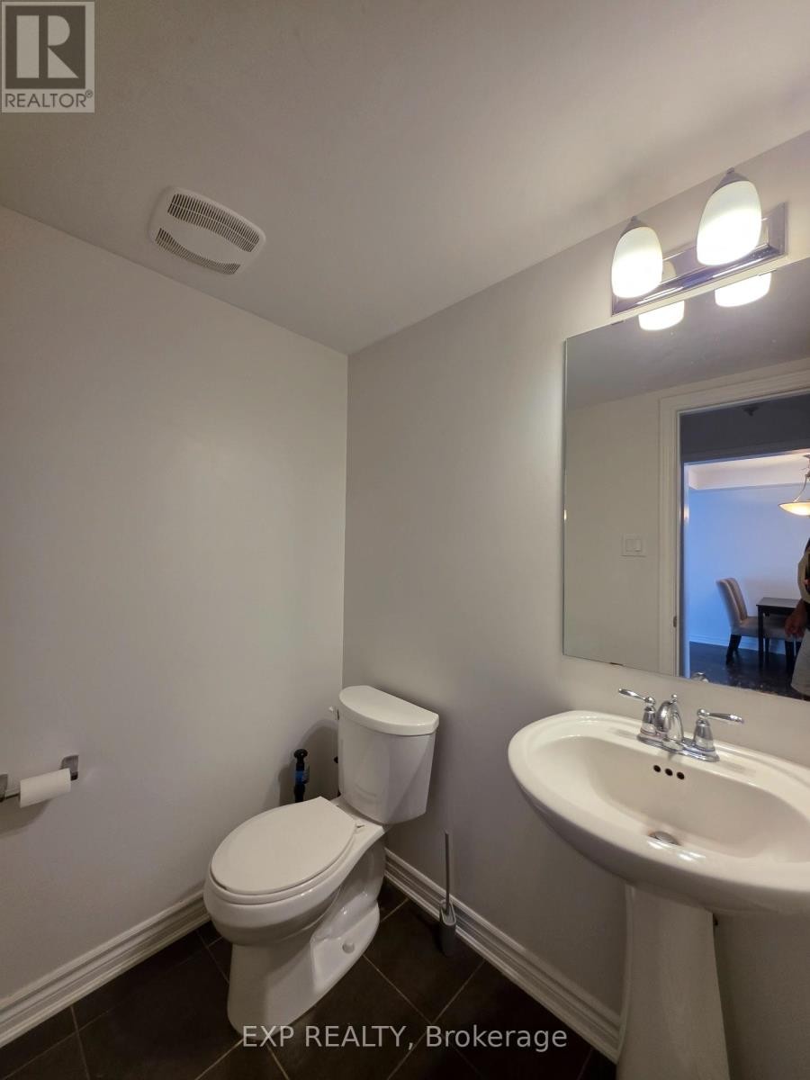 












624 BLUEGILL AVENUE

,
Ottawa,




Ontario
K2J5Y8

