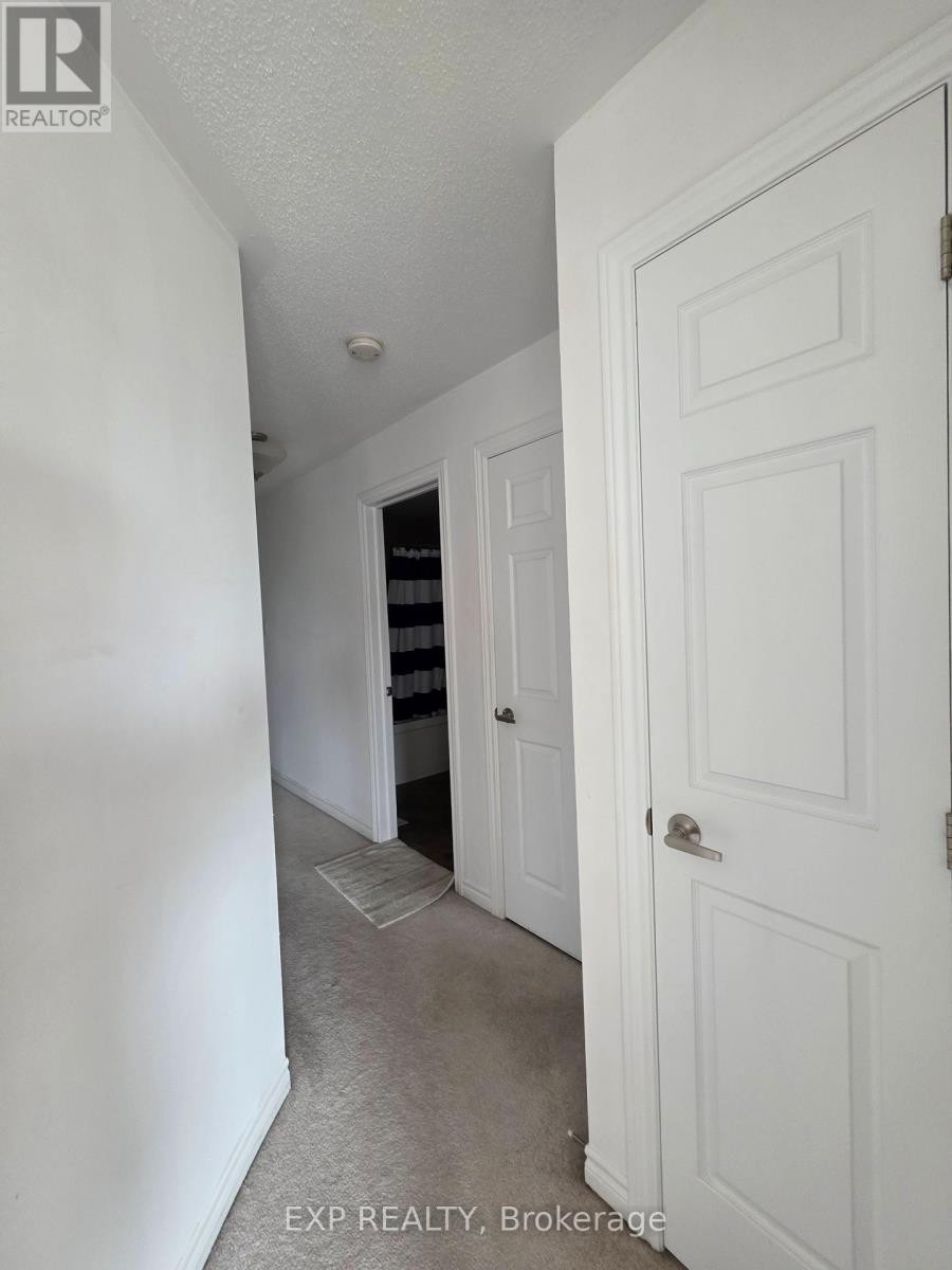 












624 BLUEGILL AVENUE

,
Ottawa,




Ontario
K2J5Y8

