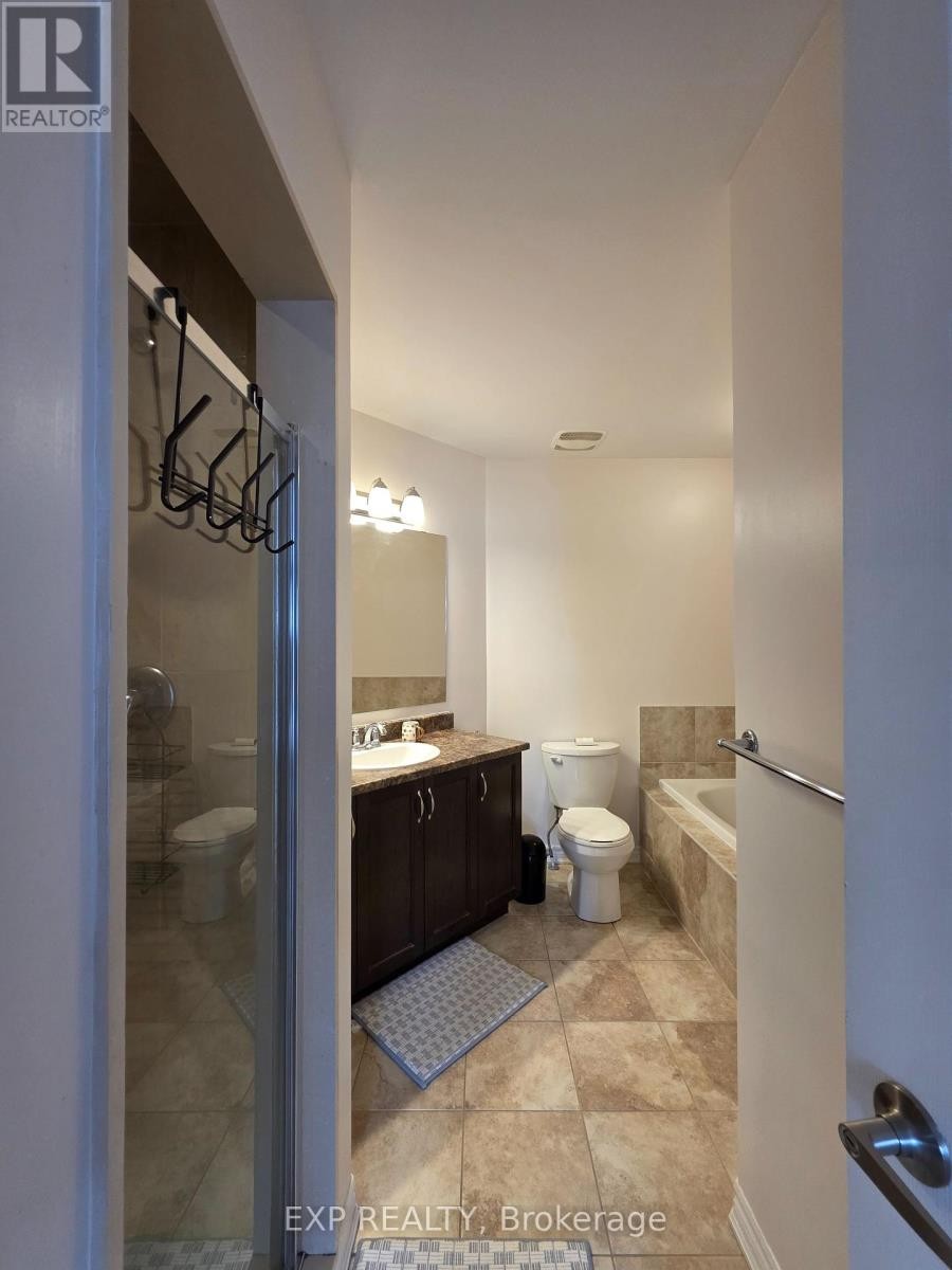 












624 BLUEGILL AVENUE

,
Ottawa,




Ontario
K2J5Y8

