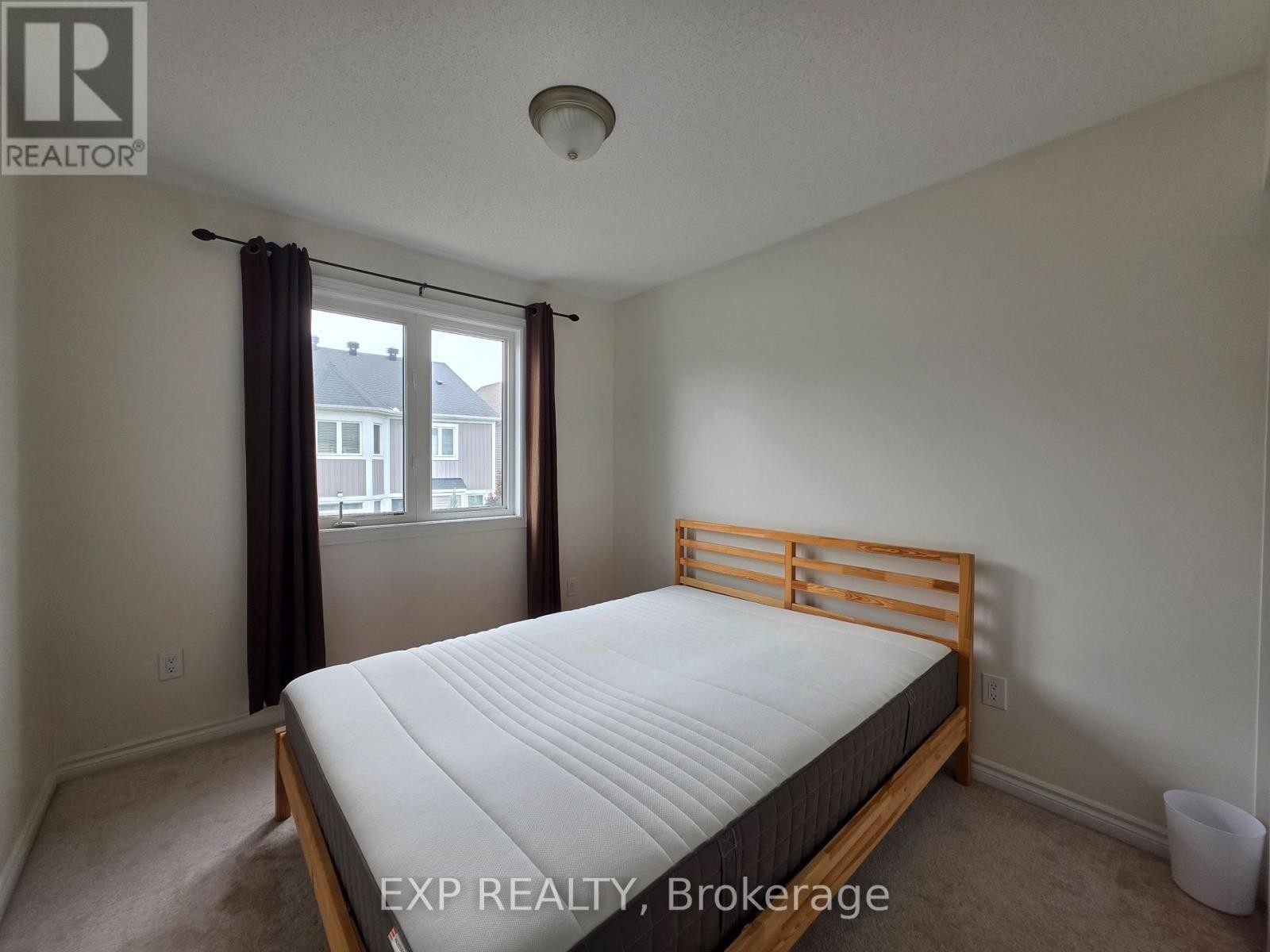 












624 BLUEGILL AVENUE

,
Ottawa,




Ontario
K2J5Y8


