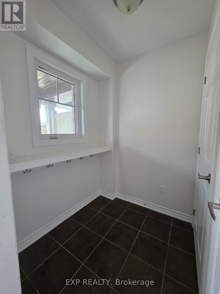 












624 BLUEGILL AVENUE

,
Ottawa,




Ontario
K2J5Y8

