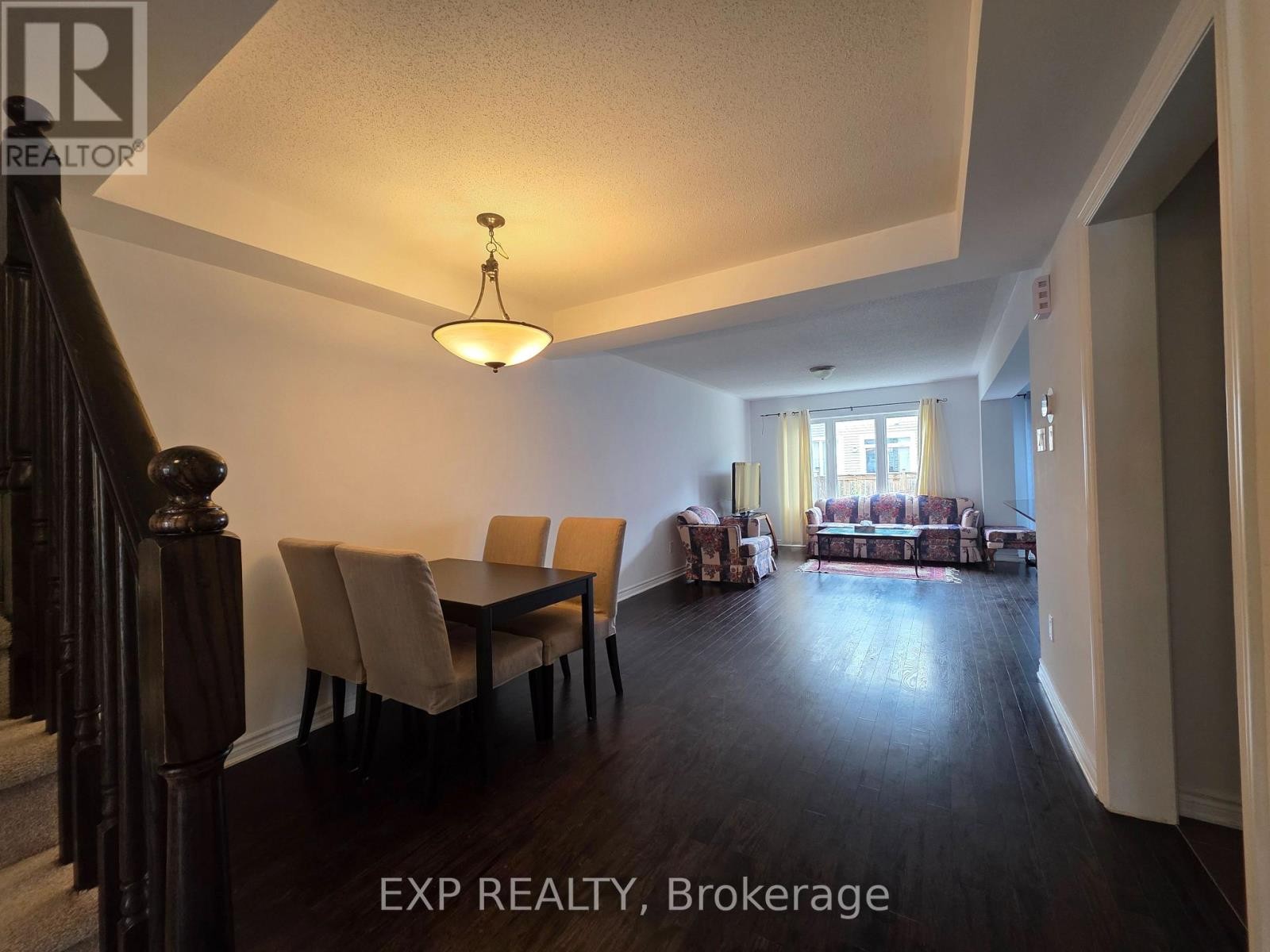 












624 BLUEGILL AVENUE

,
Ottawa,




Ontario
K2J5Y8

