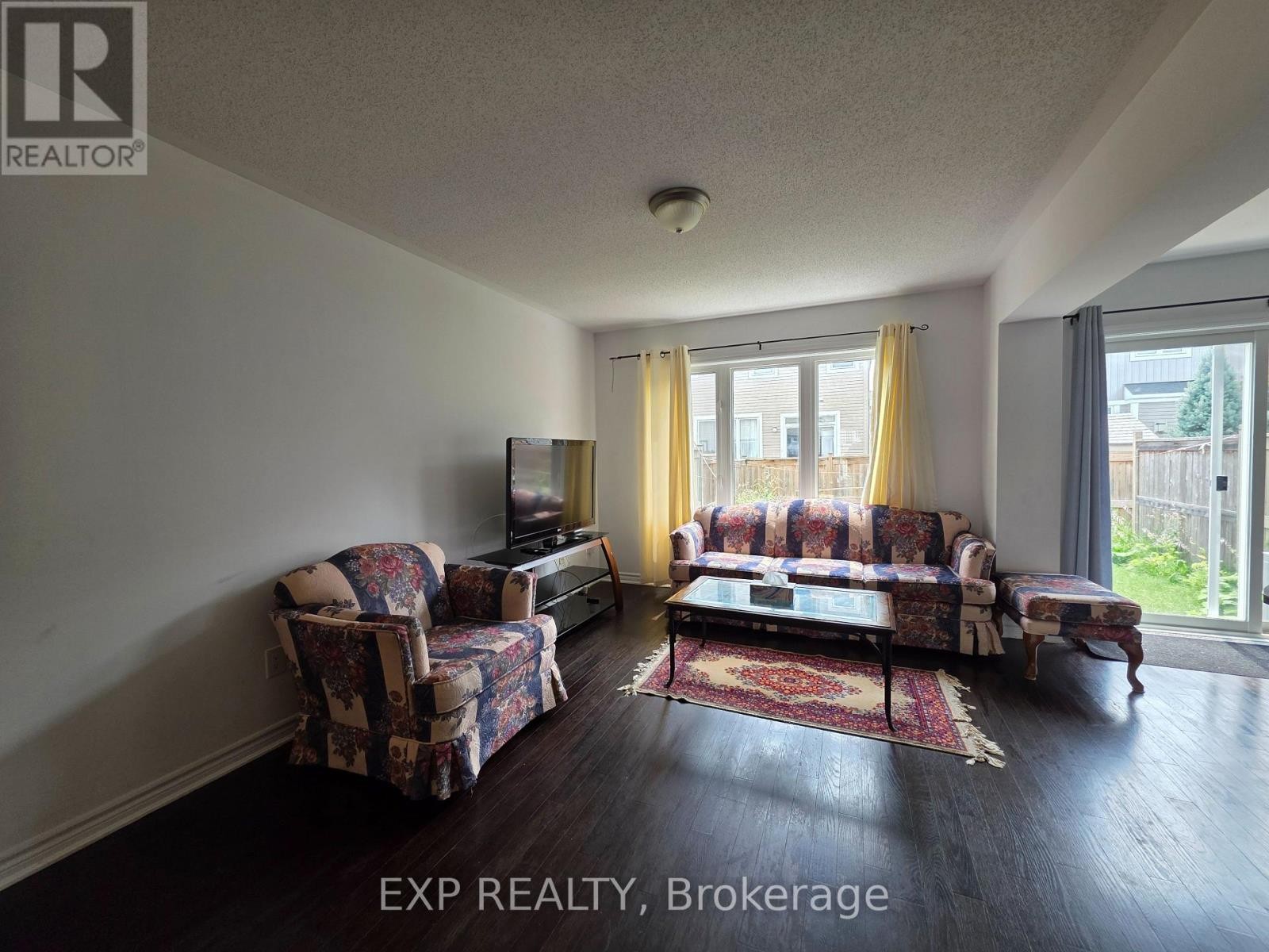 












624 BLUEGILL AVENUE

,
Ottawa,




Ontario
K2J5Y8

