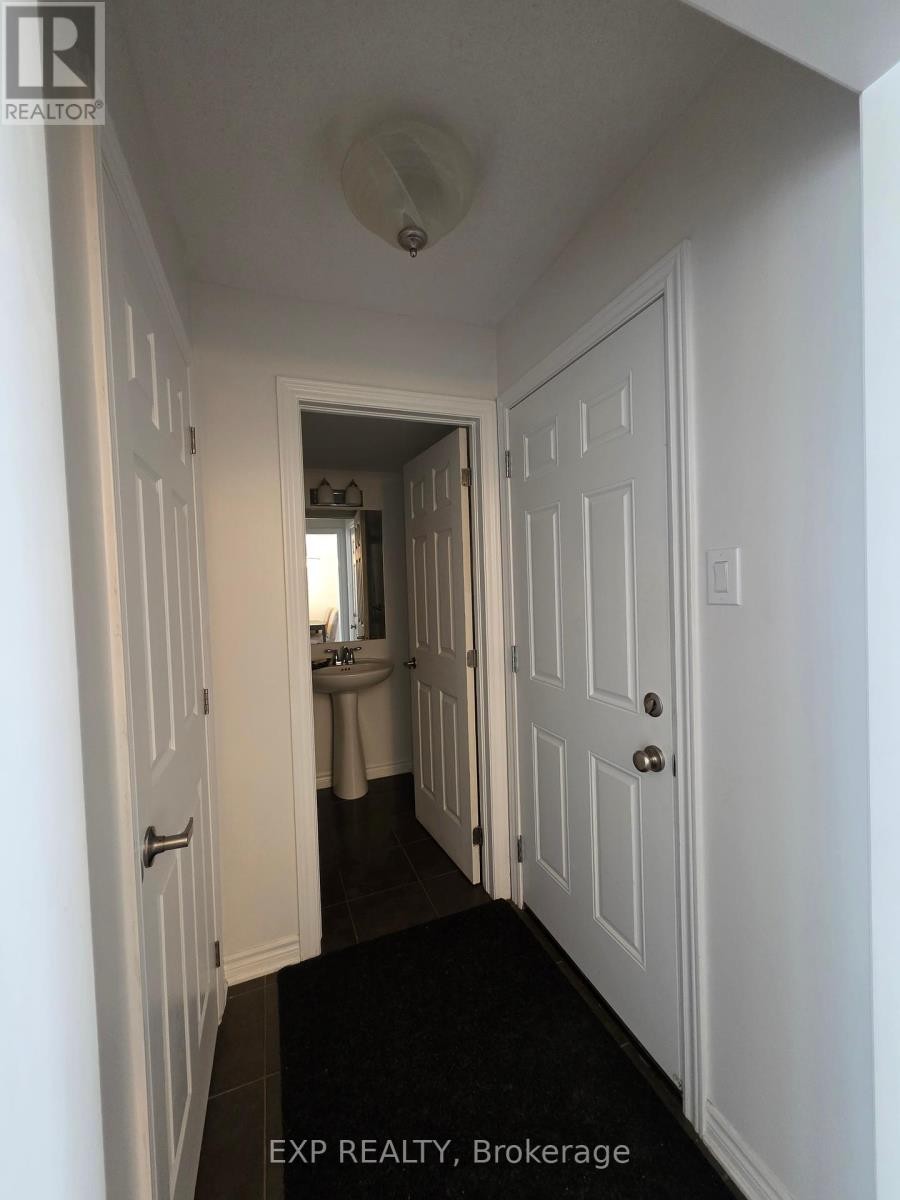 












624 BLUEGILL AVENUE

,
Ottawa,




Ontario
K2J5Y8

