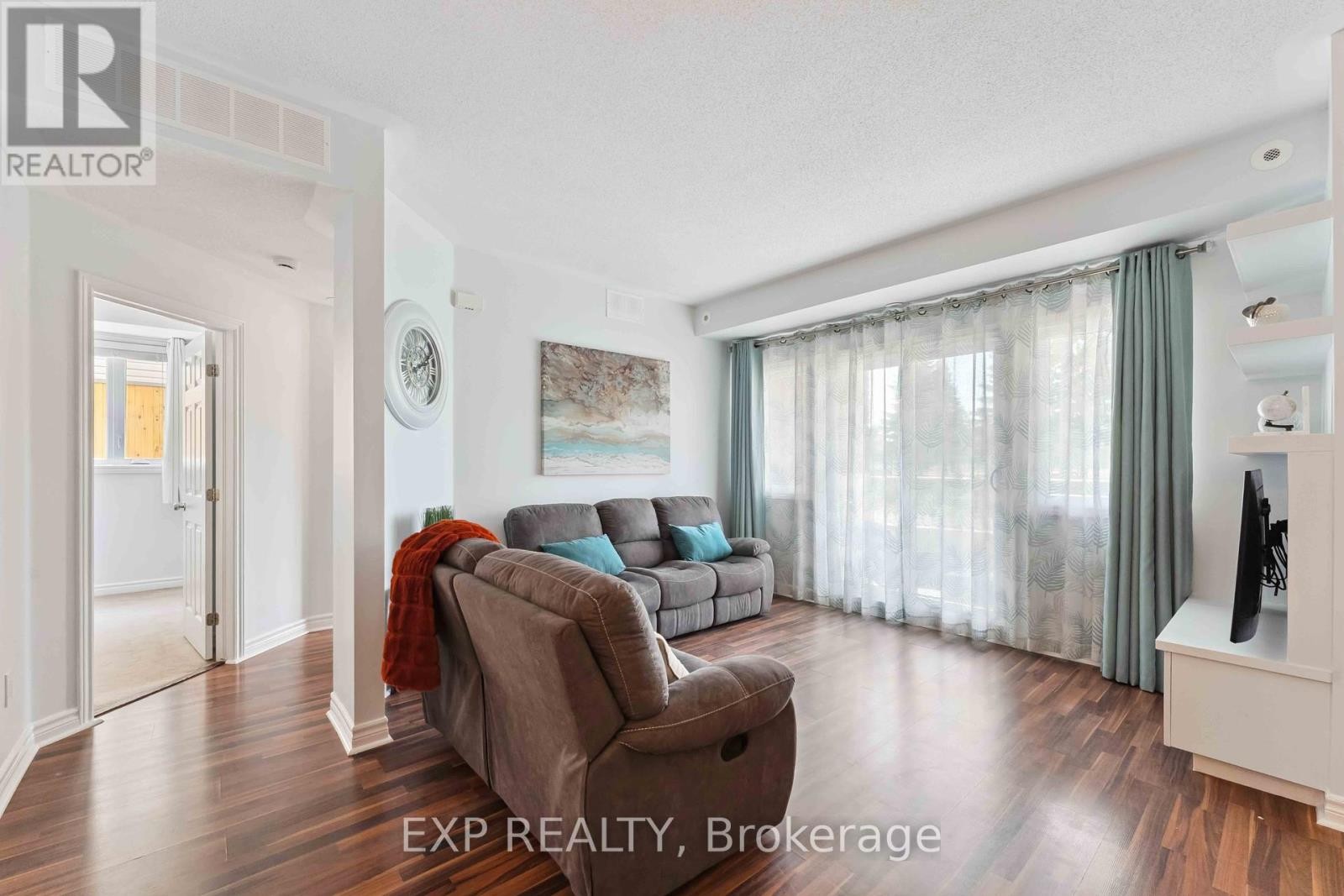 












B - 231 CRESTWAY DRIVE

,
Ottawa,




Ontario
K2G7C5

