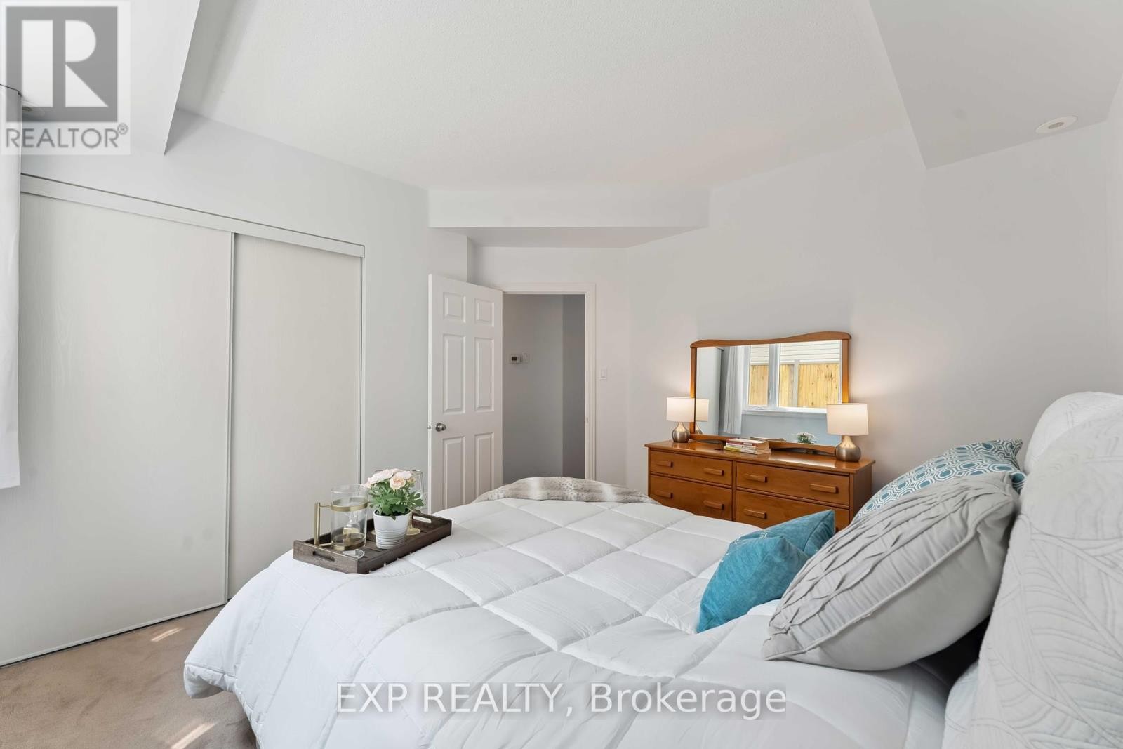 












B - 231 CRESTWAY DRIVE

,
Ottawa,




Ontario
K2G7C5


