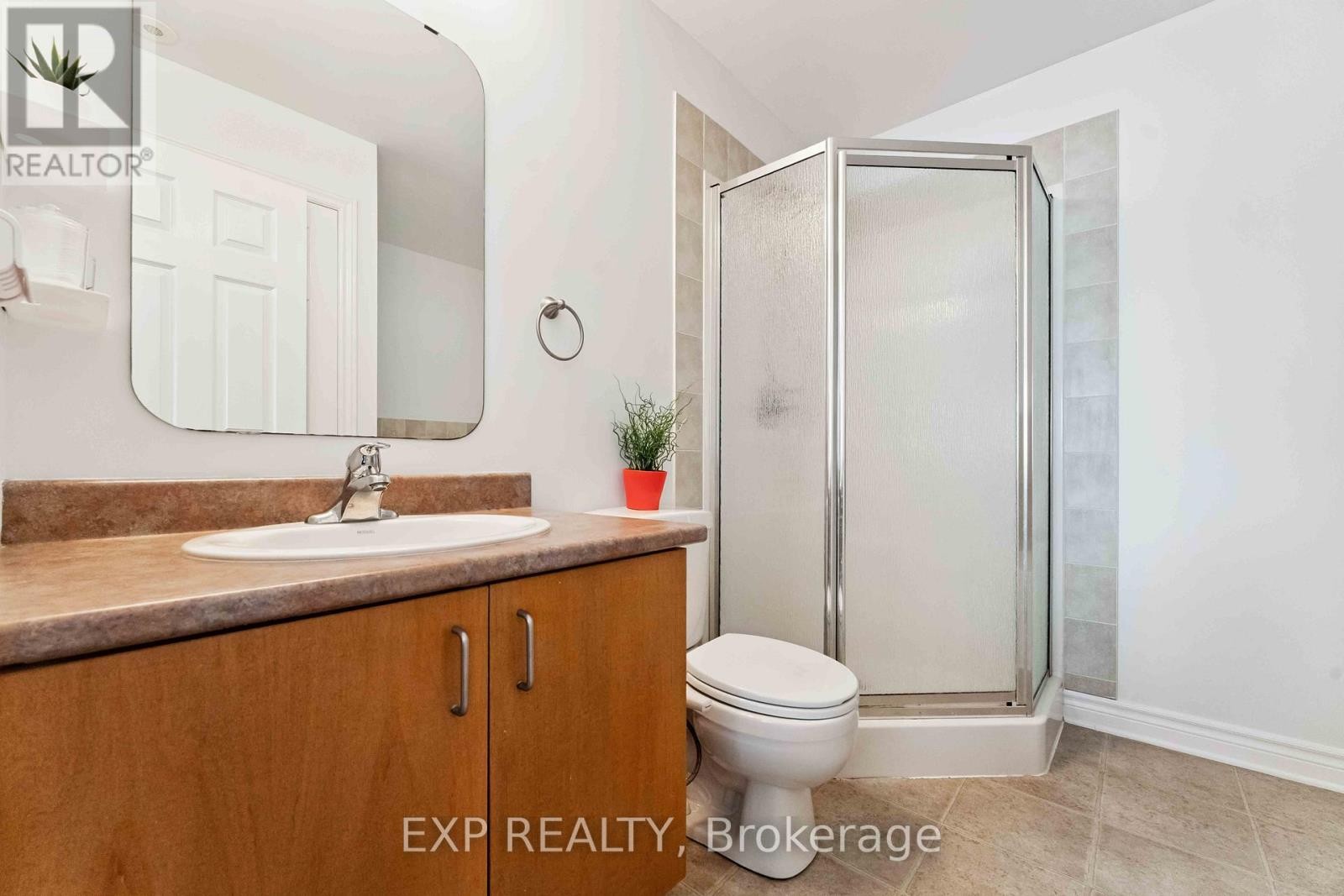 












B - 231 CRESTWAY DRIVE

,
Ottawa,




Ontario
K2G7C5

