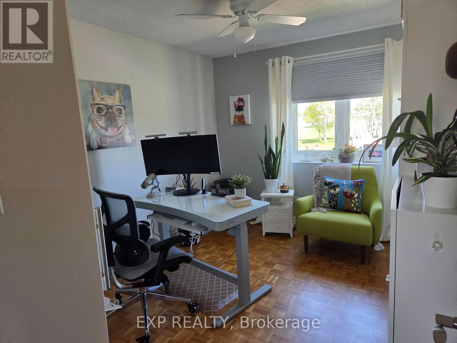 












406 WOODFIELD DRIVE

,
Ottawa,




Ontario
K2G3W9

