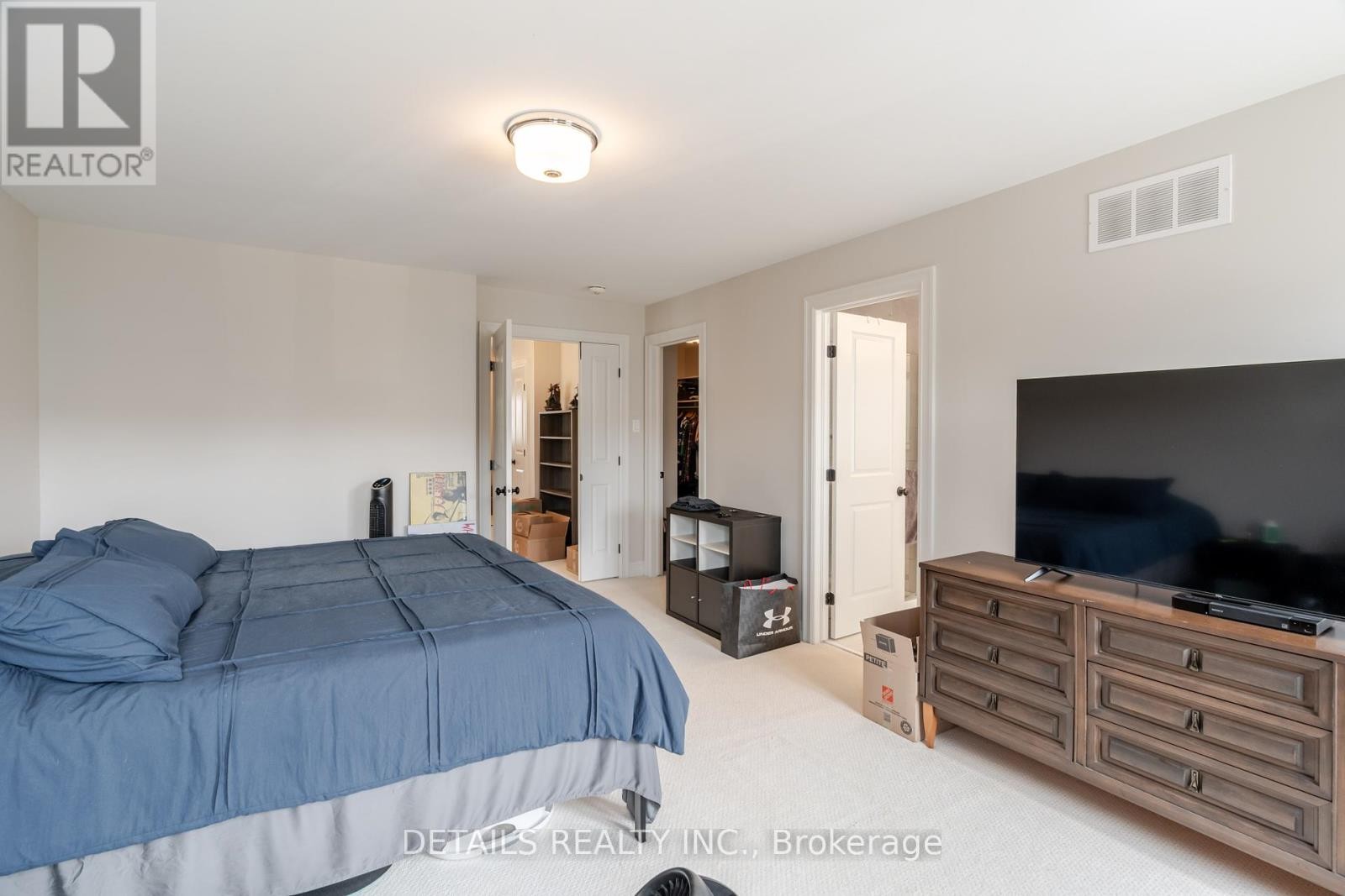












690 VIVERA PLACE

,
Ottawa,




Ontario
K2S2N1


