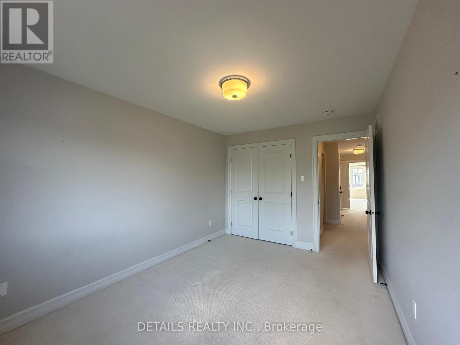 












690 VIVERA PLACE

,
Ottawa,




Ontario
K2S2N1

