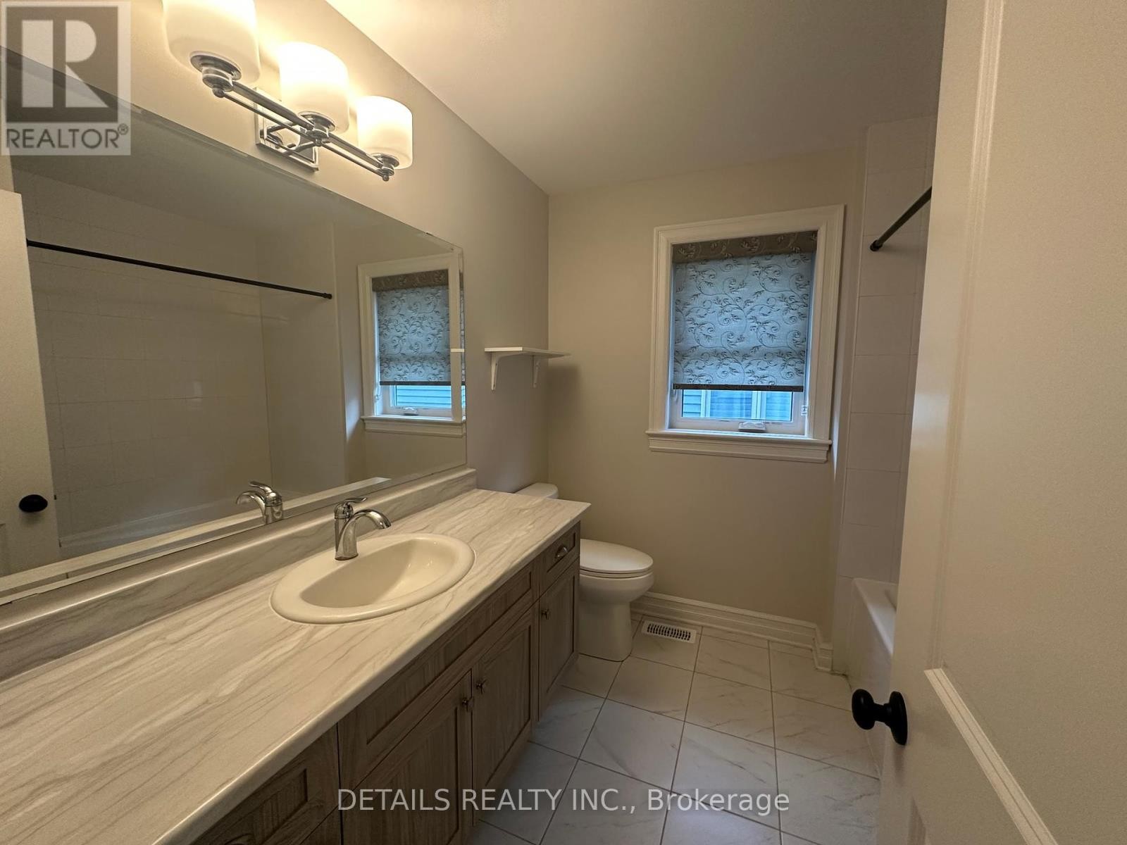 












690 VIVERA PLACE

,
Ottawa,




Ontario
K2S2N1

