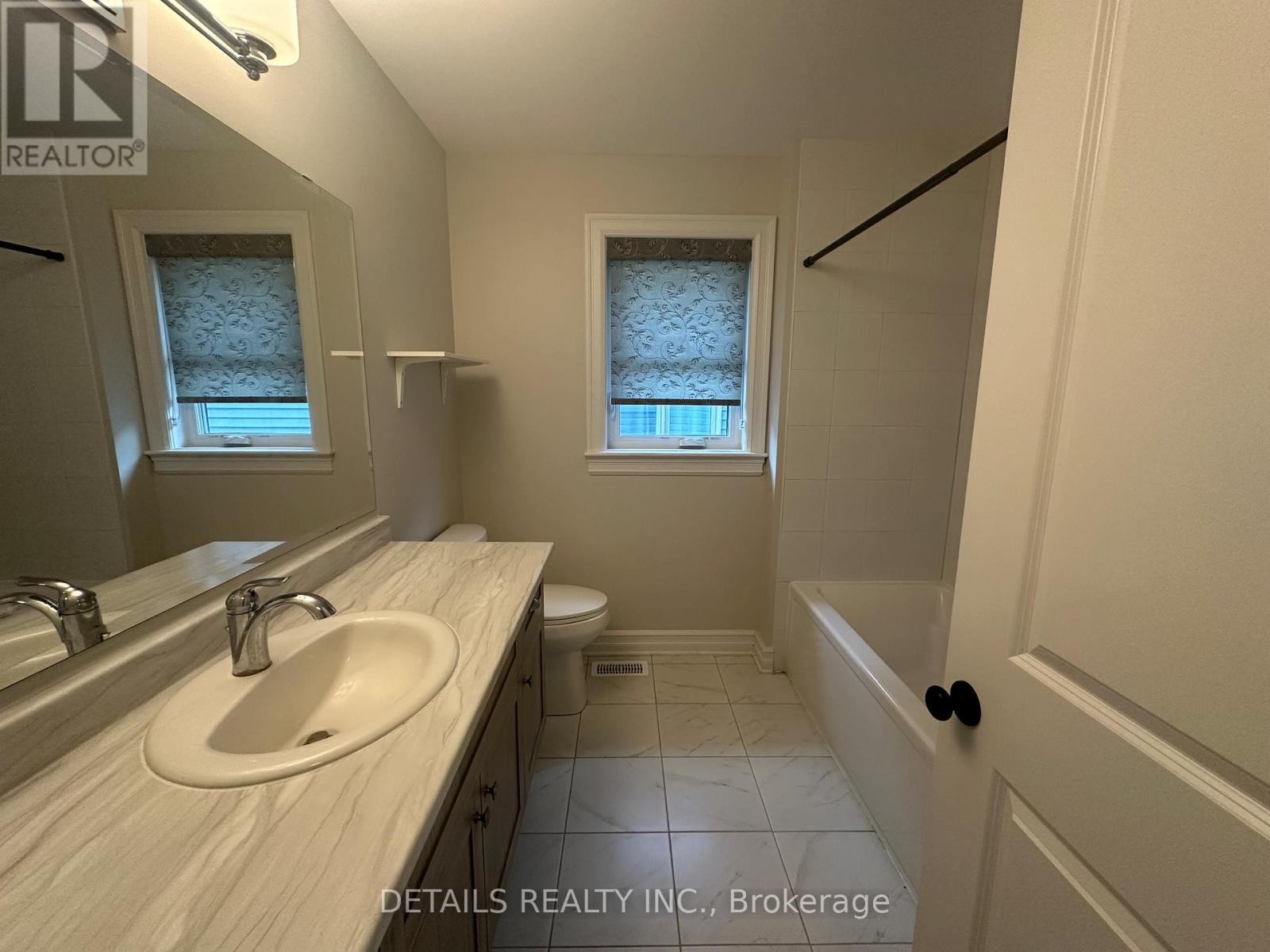 












690 VIVERA PLACE

,
Ottawa,




Ontario
K2S2N1

