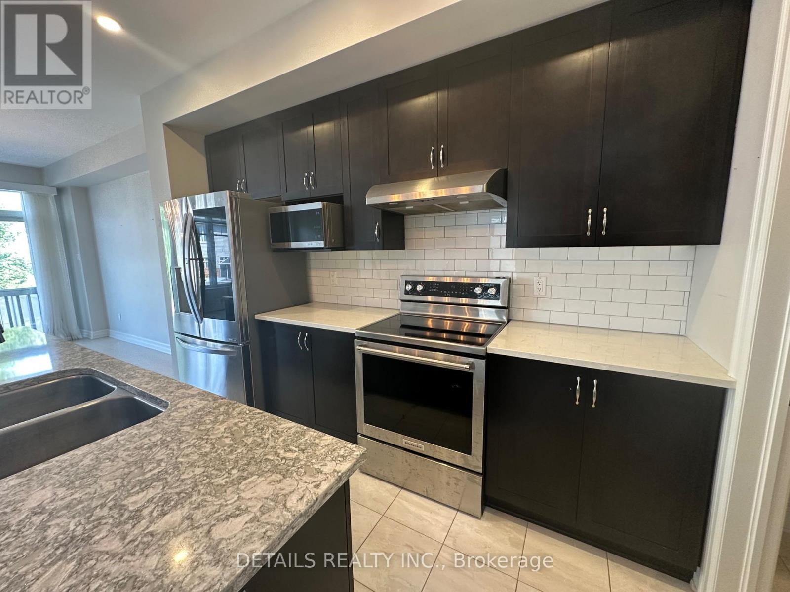 












690 VIVERA PLACE

,
Ottawa,




Ontario
K2S2N1

