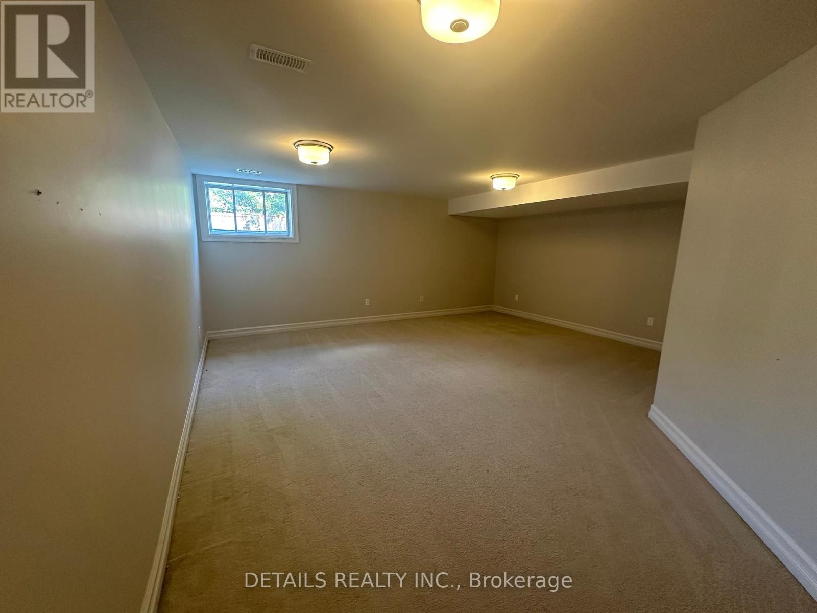 












690 VIVERA PLACE

,
Ottawa,




Ontario
K2S2N1

