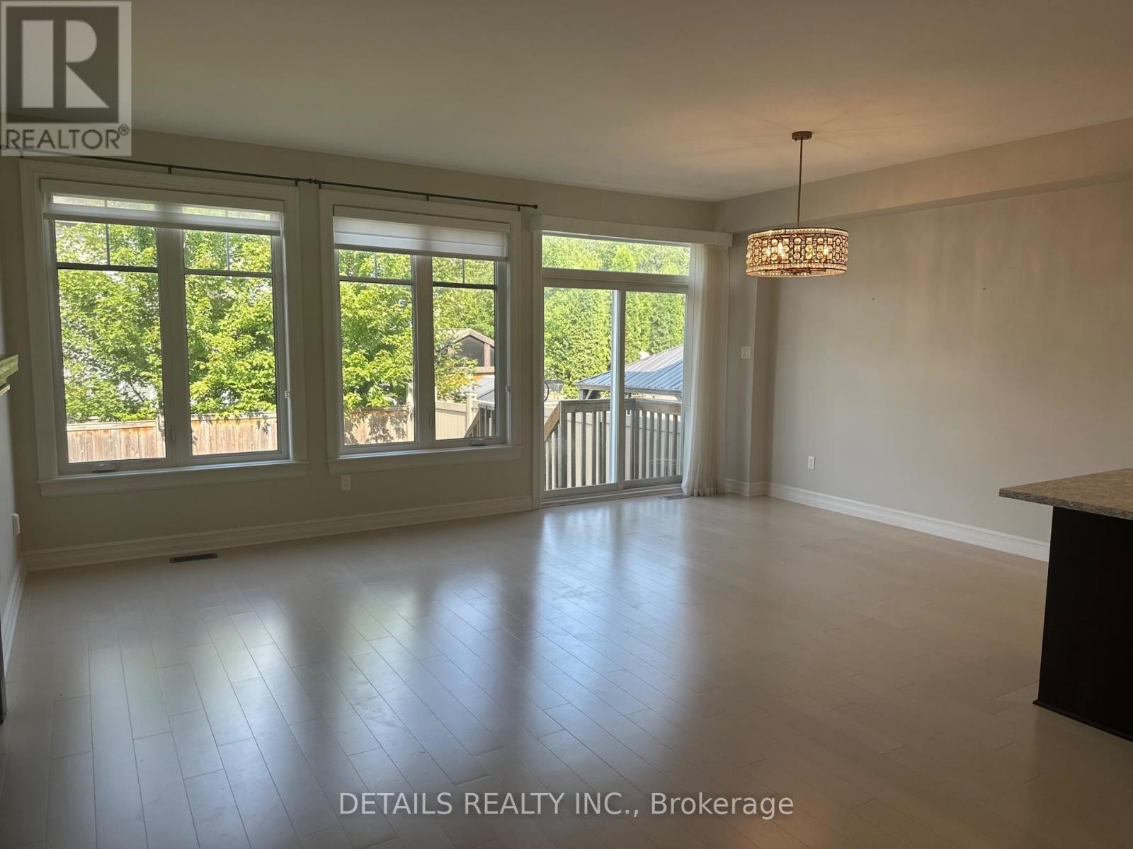 












690 VIVERA PLACE

,
Ottawa,




Ontario
K2S2N1

