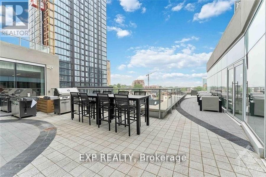 












3702 - 805 CARLING AVENUE

,
Ottawa,




Ontario
K1S5W9

