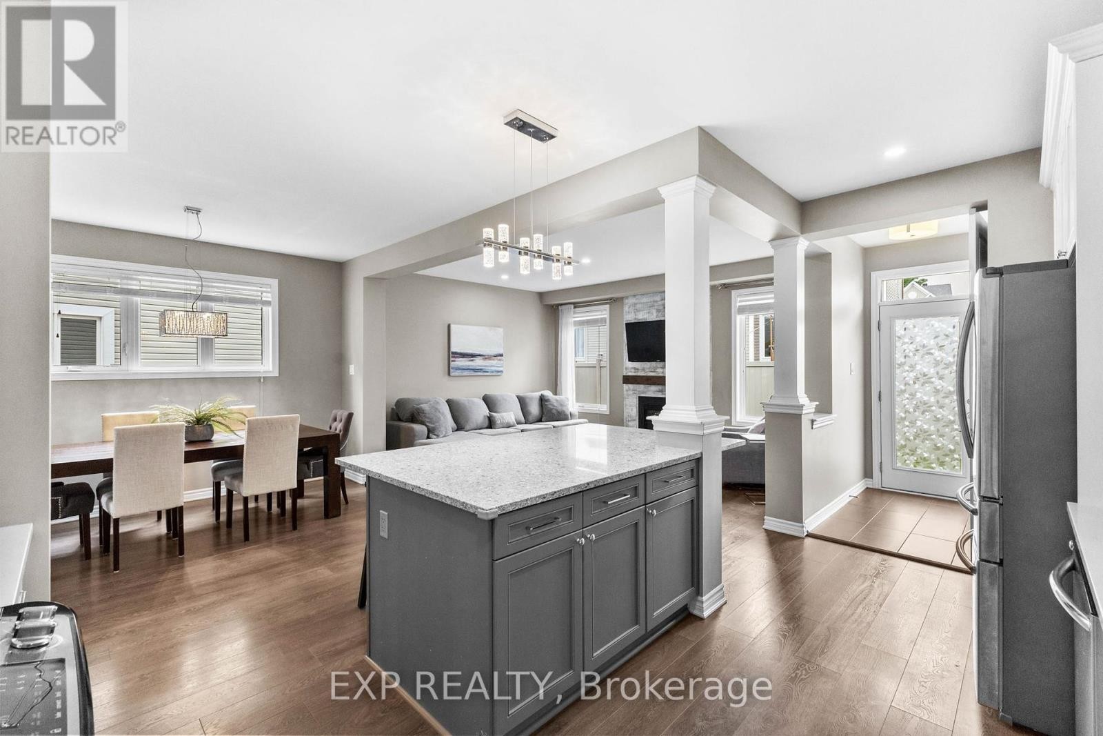 












47 SOLARIS DRIVE

,
Ottawa,




Ontario
K2M2X4

