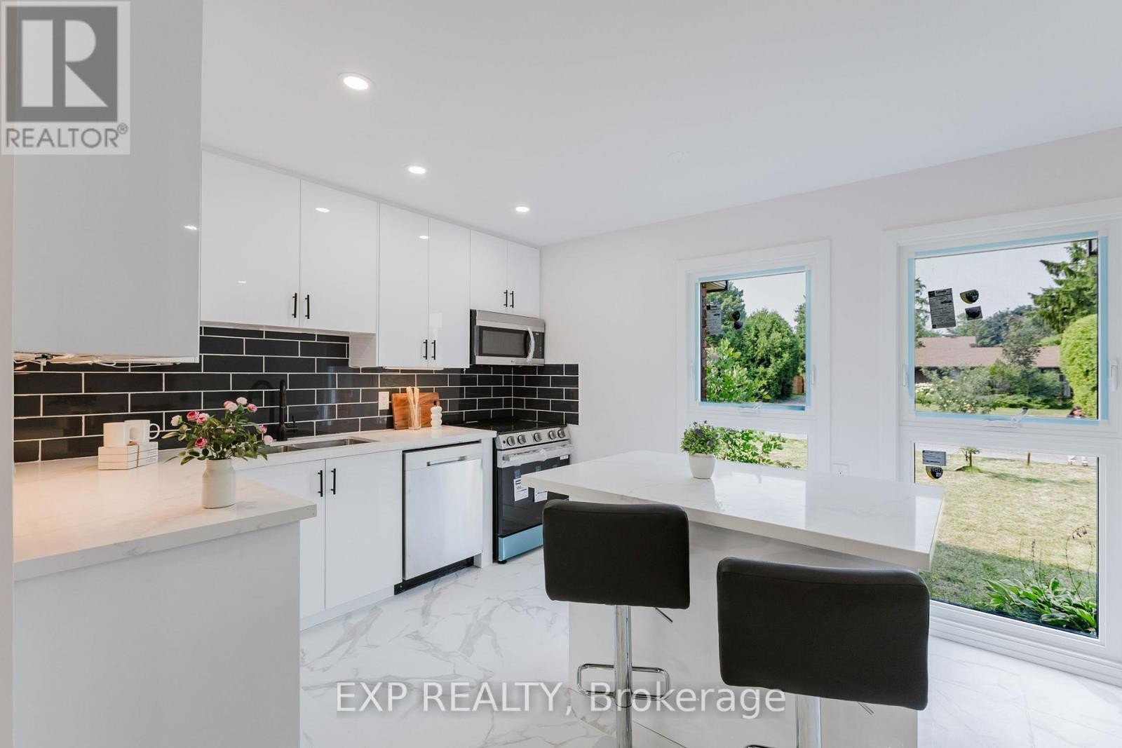 












91 PENFIELD DRIVE

,
Ottawa,




Ontario
K2K1L9

