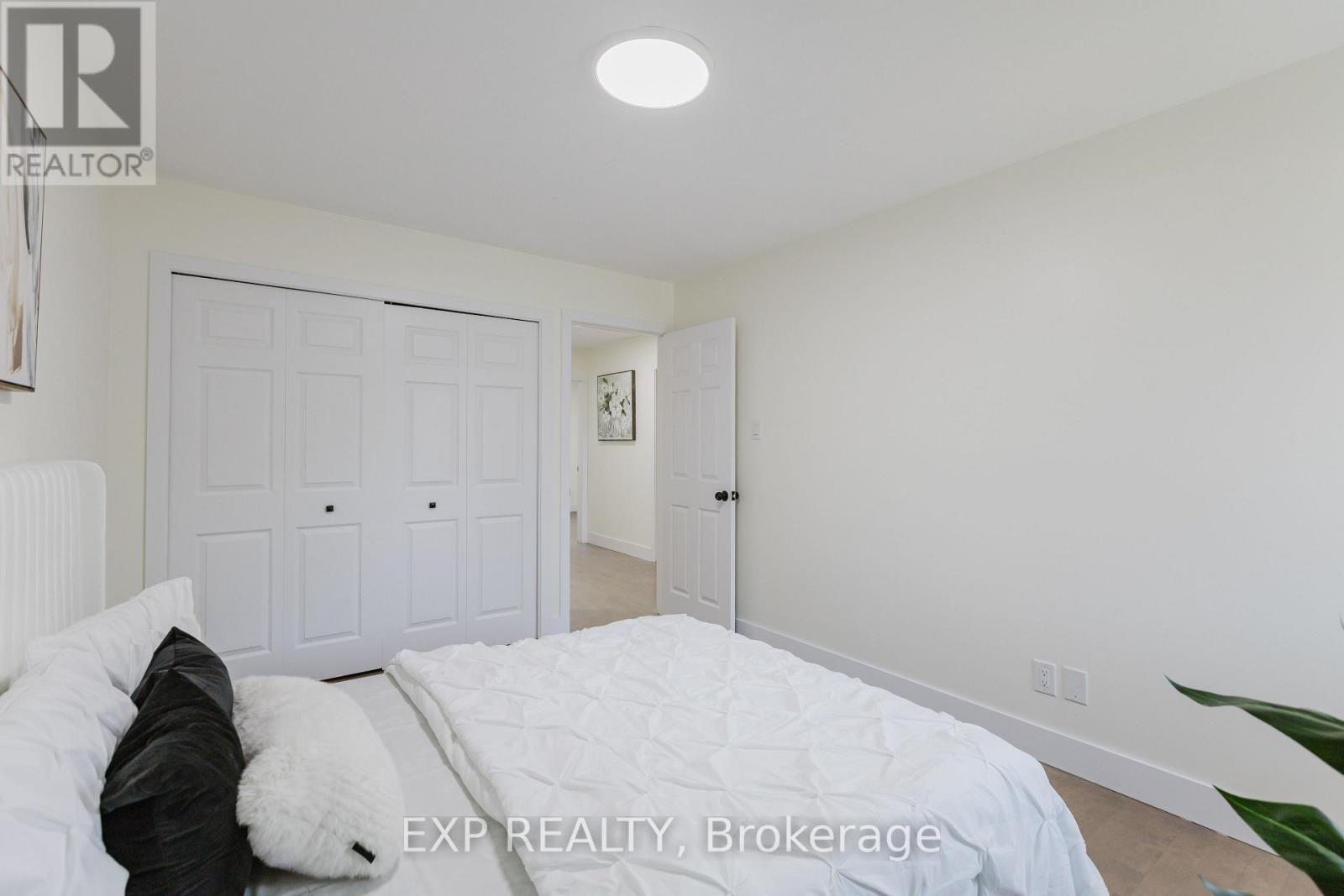 












91 PENFIELD DRIVE

,
Ottawa,




Ontario
K2K1L9

