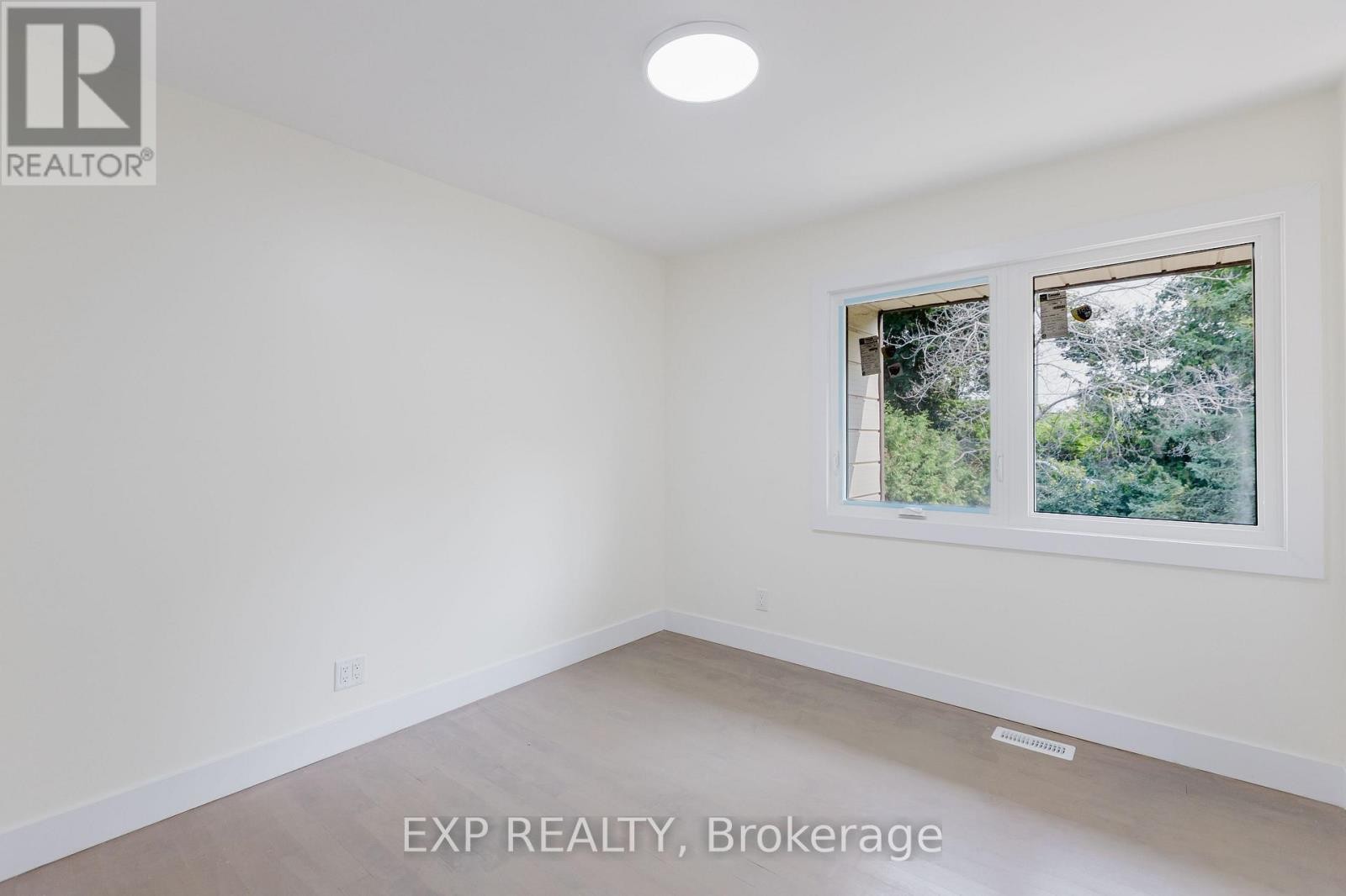 












91 PENFIELD DRIVE

,
Ottawa,




Ontario
K2K1L9

