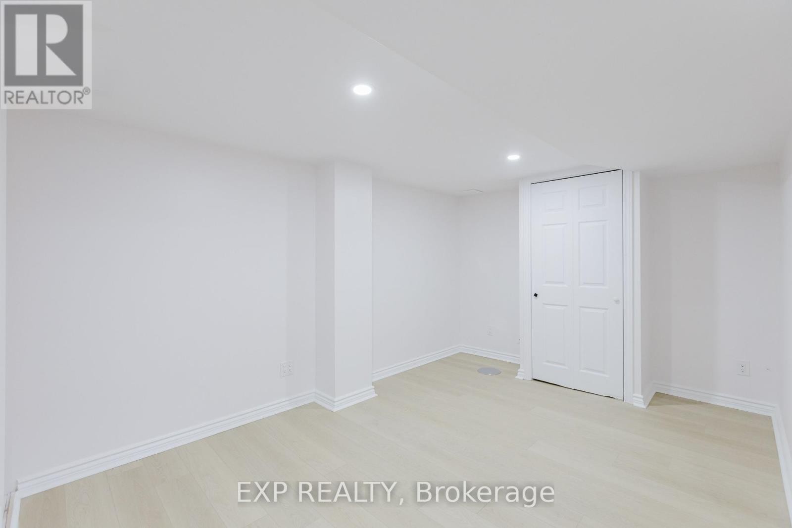 












91 PENFIELD DRIVE

,
Ottawa,




Ontario
K2K1L9

