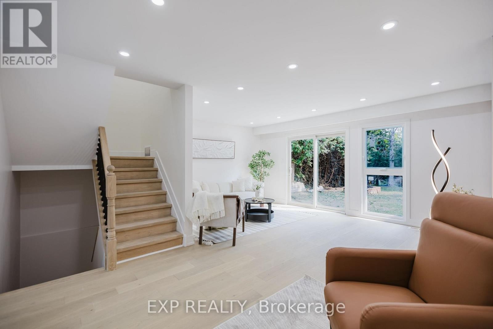 












91 PENFIELD DRIVE

,
Ottawa,




Ontario
K2K1L9

