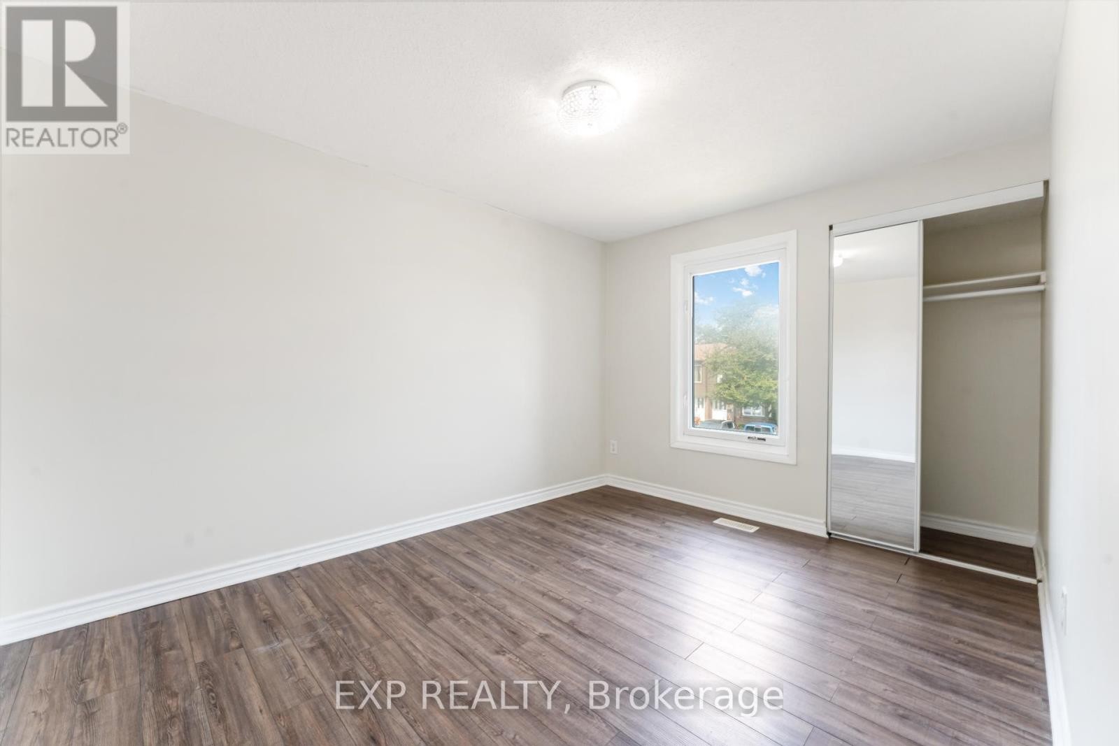 












91 - 3190 STOCKTON DRIVE

,
Ottawa,




Ontario
K1T1S1


