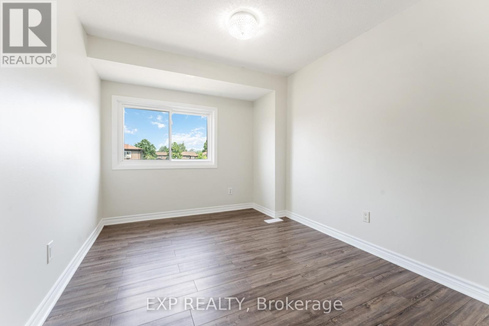 












91 - 3190 STOCKTON DRIVE

,
Ottawa,




Ontario
K1T1S1

