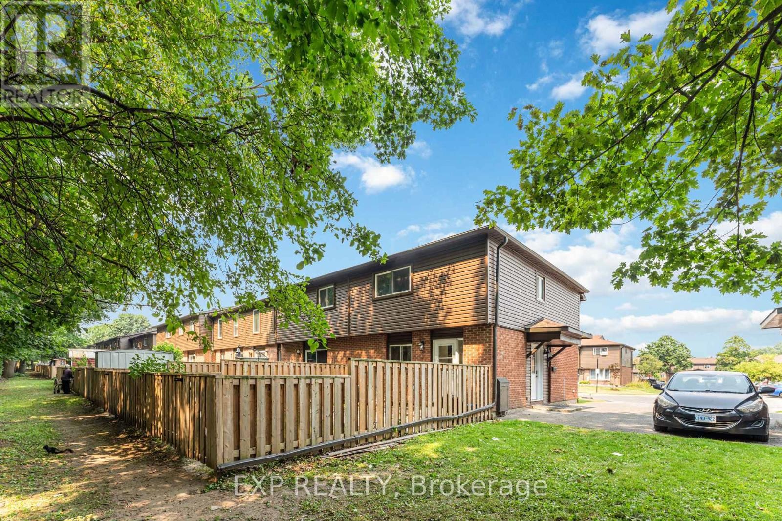 












91 - 3190 STOCKTON DRIVE

,
Ottawa,




Ontario
K1T1S1

