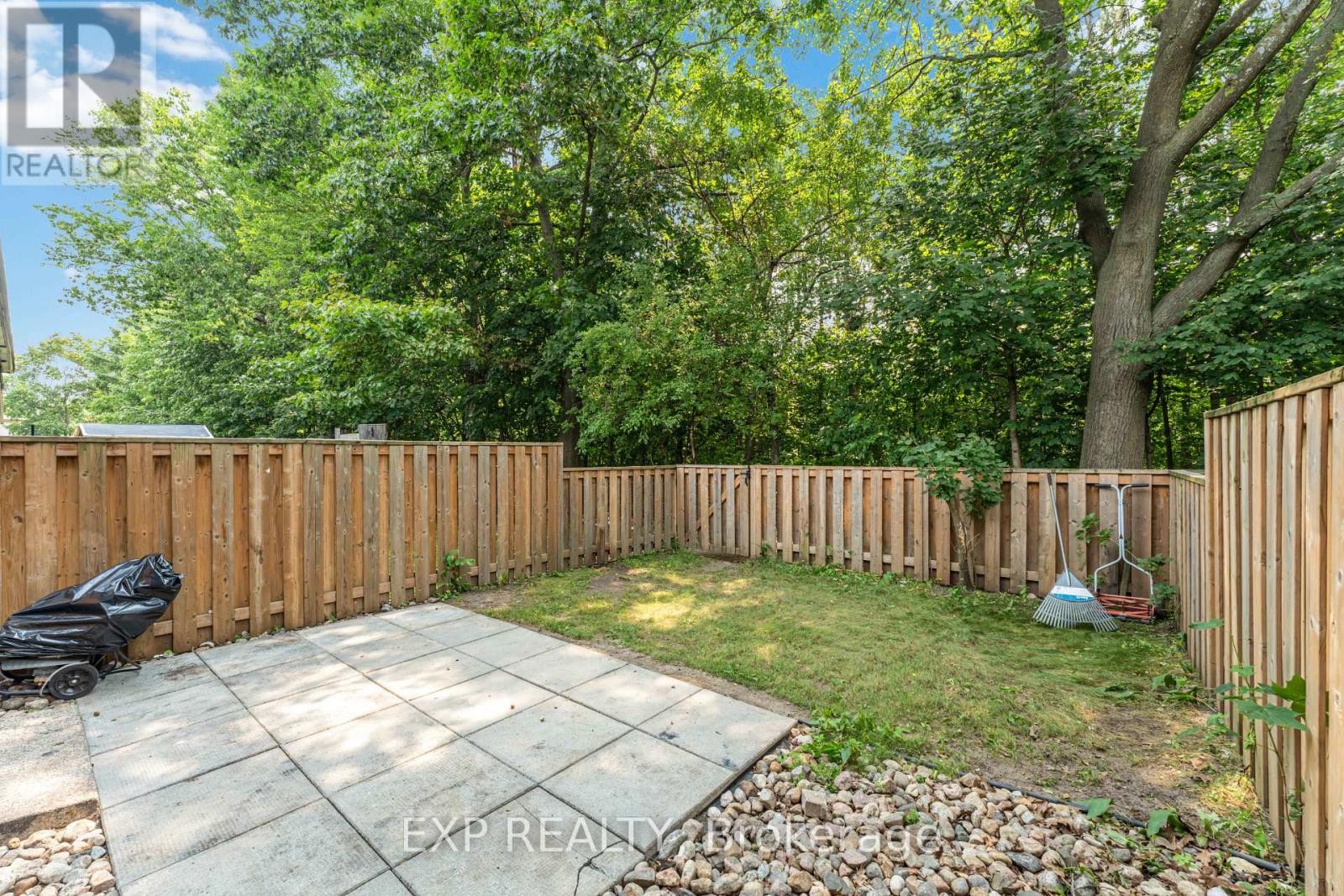












91 - 3190 STOCKTON DRIVE

,
Ottawa,




Ontario
K1T1S1

