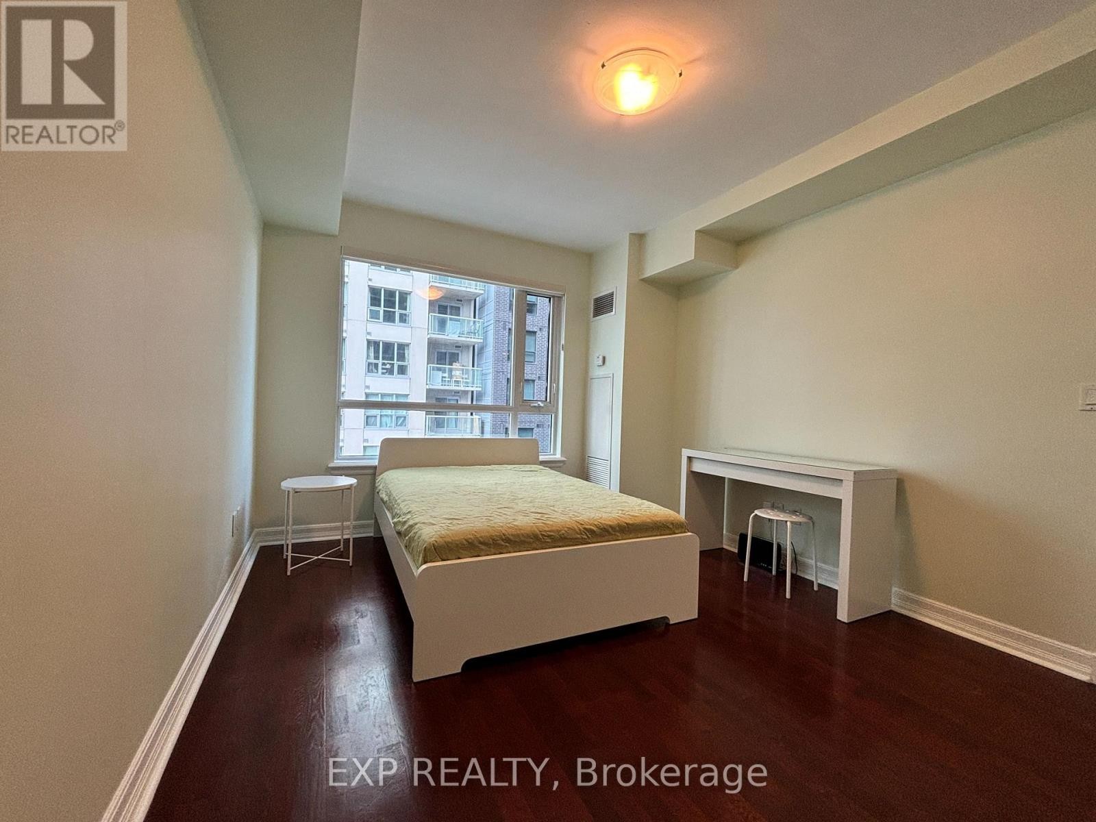 












606 - 200 BESSERER STREET

,
Ottawa,




Ontario
K1N0A7

