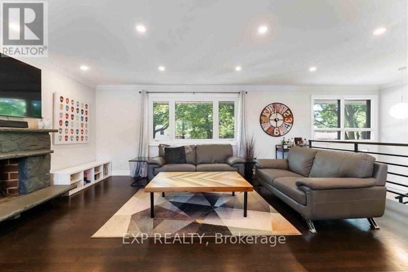 












669 FARMINGTON AVENUE

,
Ottawa,




Ontario
K1V7H4

