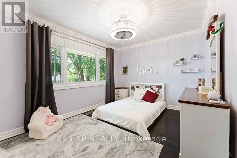 












669 FARMINGTON AVENUE

,
Ottawa,




Ontario
K1V7H4

