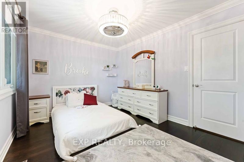 












669 FARMINGTON AVENUE

,
Ottawa,




Ontario
K1V7H4

