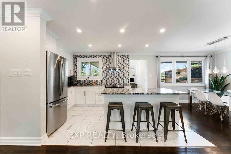 












669 FARMINGTON AVENUE

,
Ottawa,




Ontario
K1V7H4

